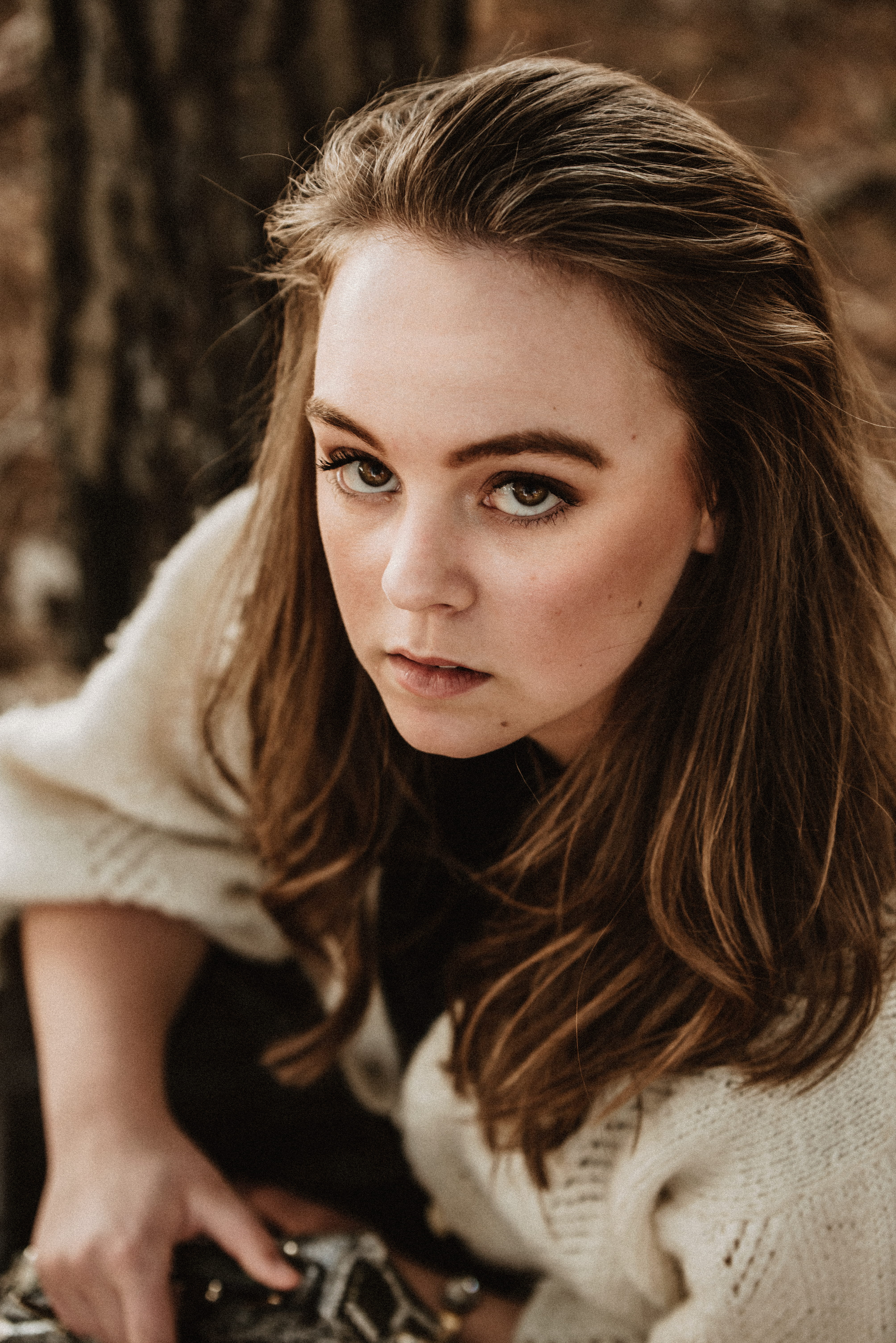 teenager, hairstyle, looking at camera, fashion, soul searching, natural, soul, searcher, woman, outdoors, winter, hair, long hair, photoshoot, day, model, Phone HD Wallpaper