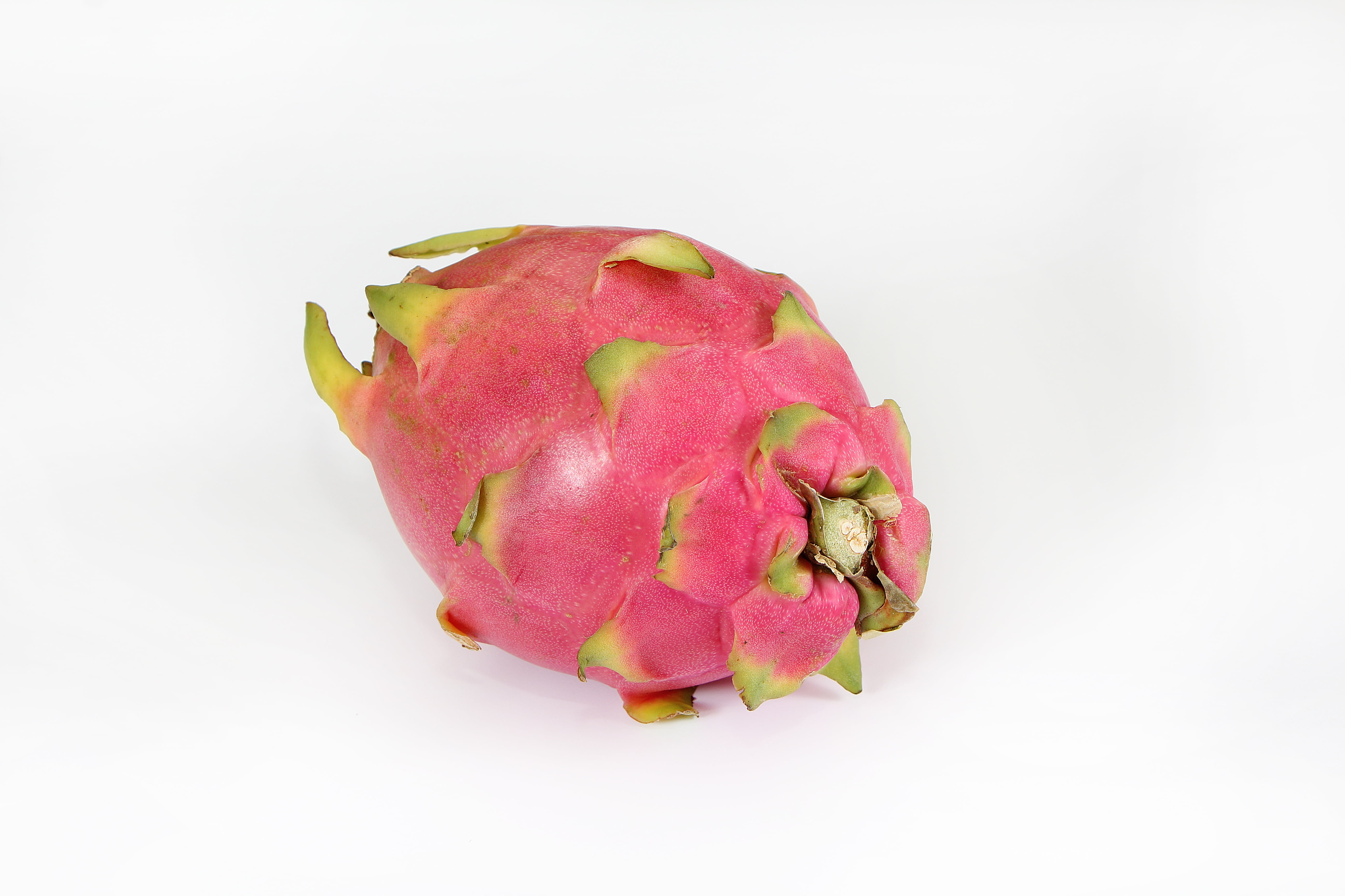 dieting, pitaya, slice, pink color, tropical fruit, white background, fruit, food and drink, no people, freshness, red dragon, chopped, wellbeing, organic, HD Wallpaper