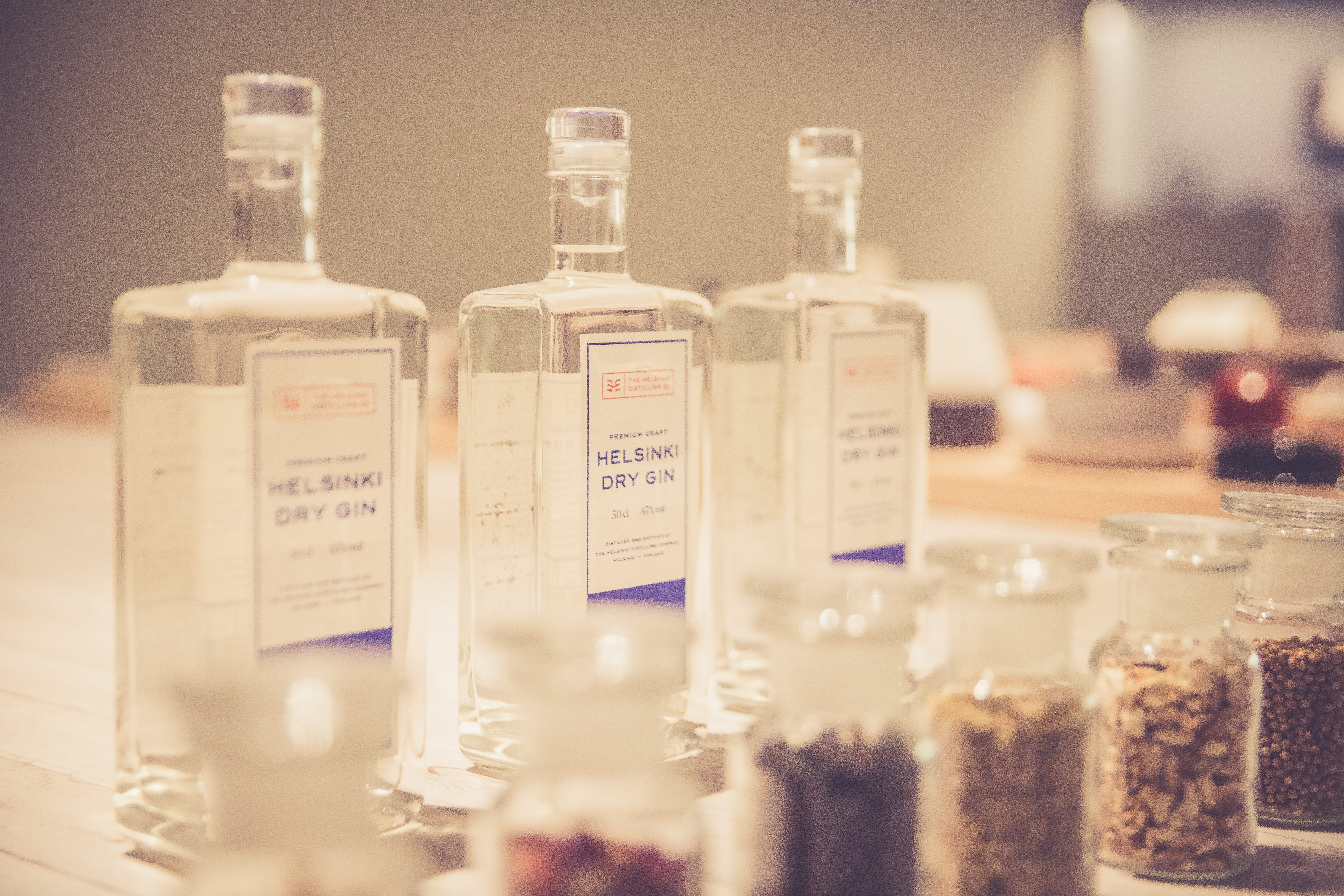 choice, glass - material, container, helsinki, group of objects, museum, finland, shelf, store, food and drink, label, gin, close-up, in a row, retail, HD Wallpaper