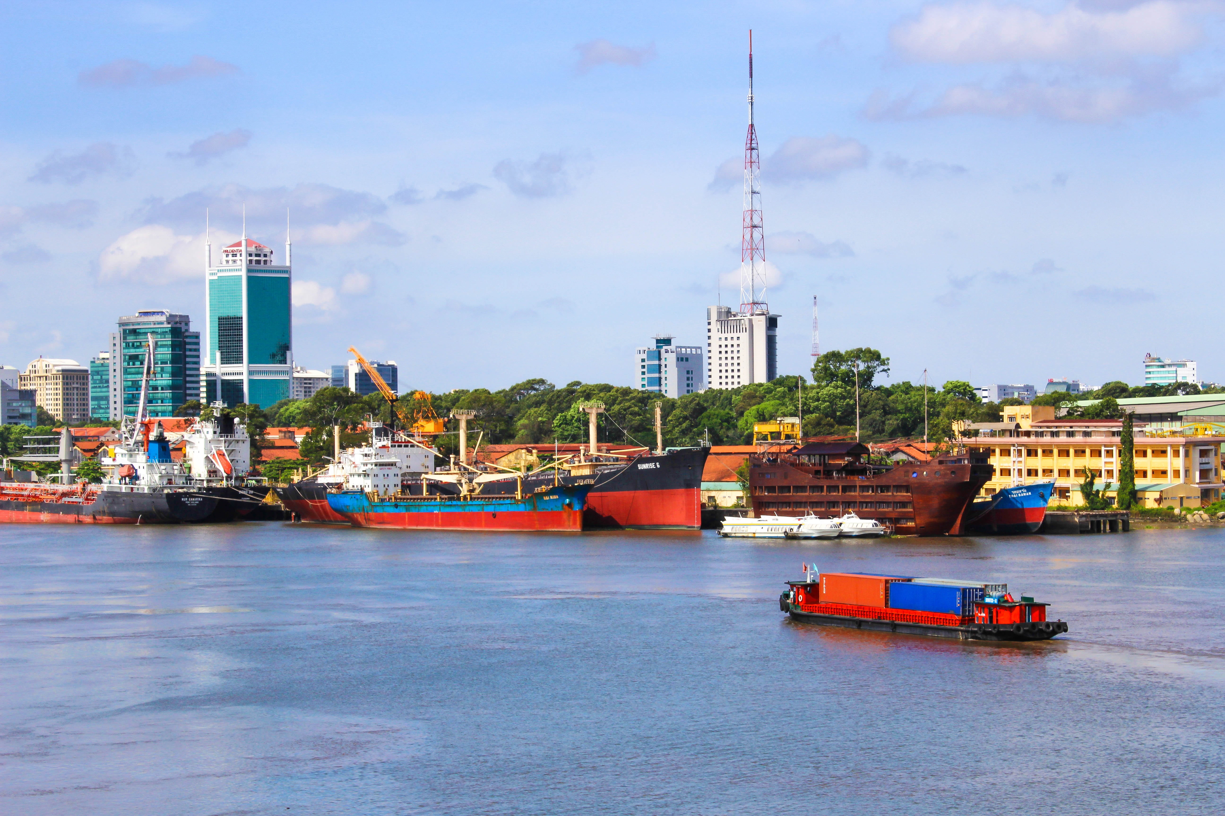 city, sky, building exterior, architecture, waterfront, 5K, environment, tower, bason, vietnam, nautical vessel, no people, ship, transportation, vietnamese, HD Wallpaper