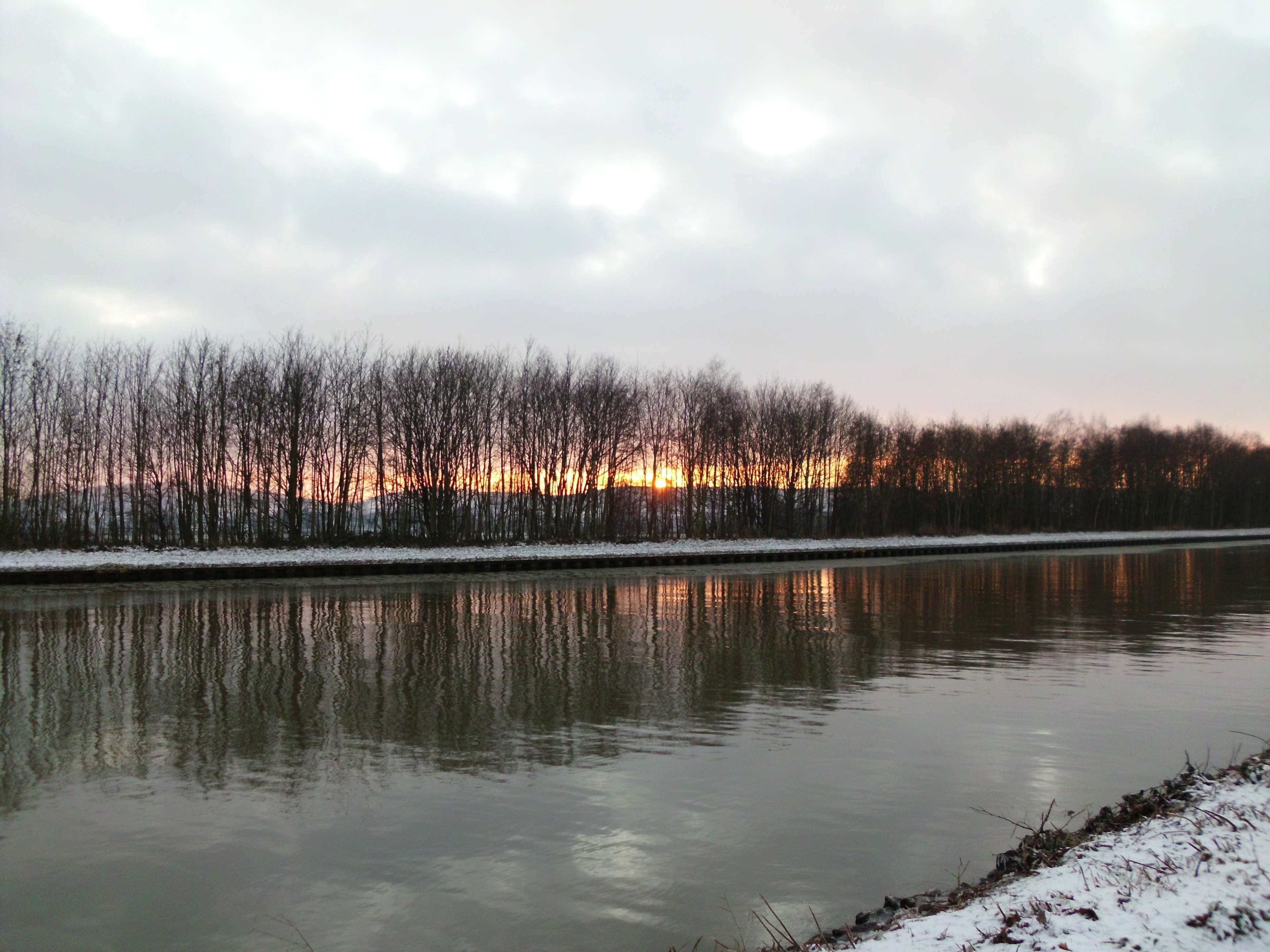 sky, nature, scenics - nature, wasser, water, beauty in nature, lake, outdoors, tree, plant, reflection lake, no people, sonnenuntergang, 4K, idyllic, HD Wallpaper