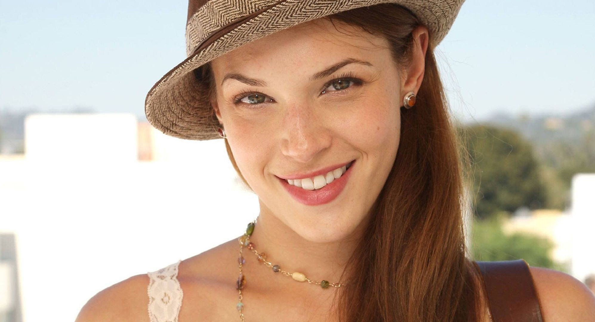 Hat, 1080P, Actress, Actresses, Amanda Righetti, Smile, Woman, Girl, Redhead, Celebrity, HD Wallpaper