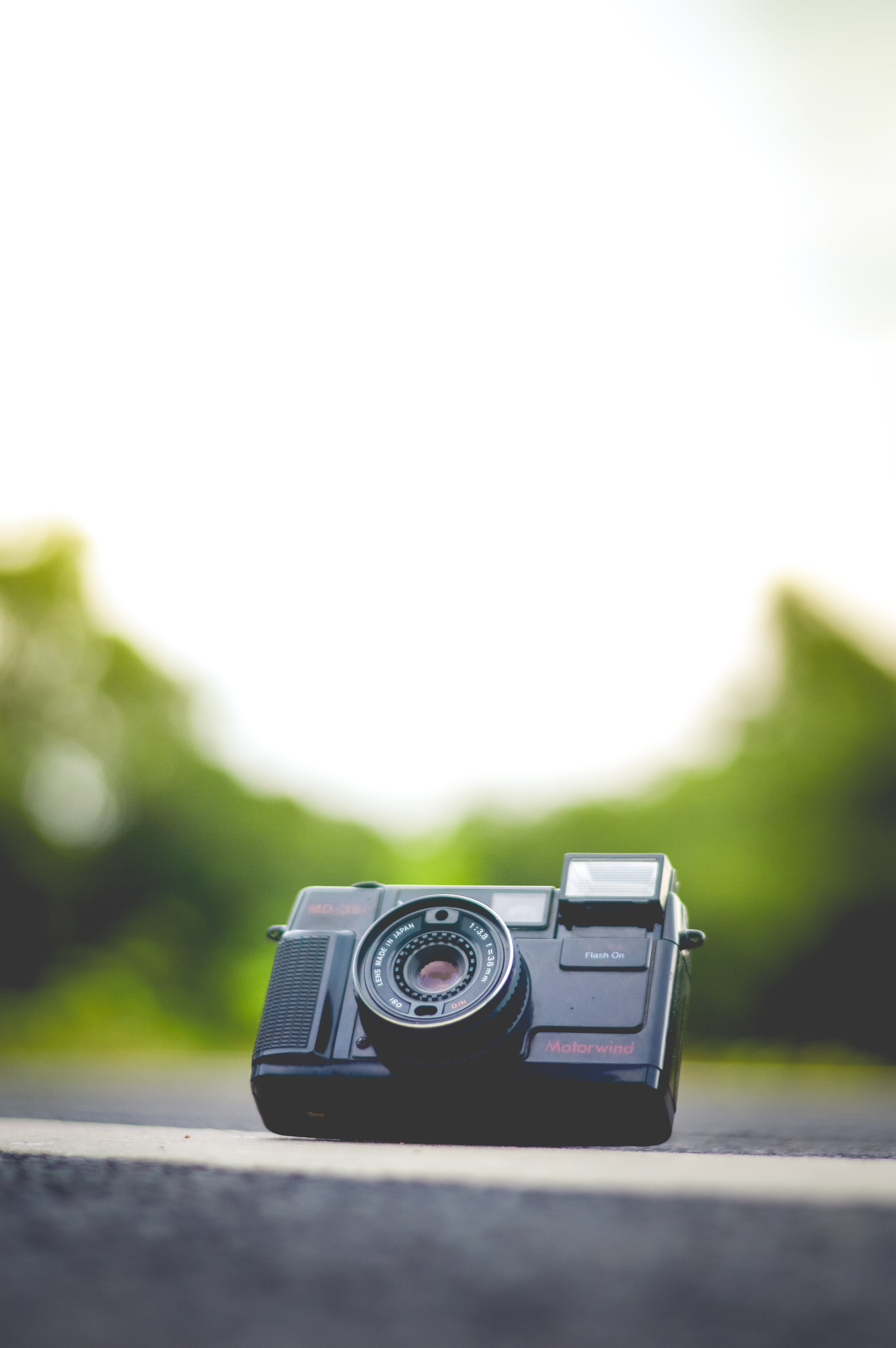 digital camera, old-fashioned, nostalgia, 5K, transportation, flash, technology, copy space, photographic equipment, close-up, no people, macro, analog, Phone HD Wallpaper