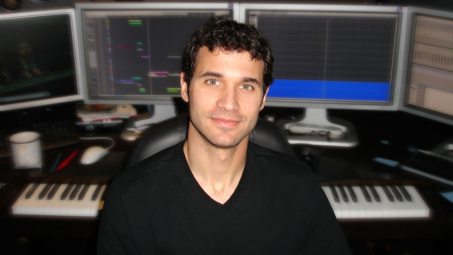 equipment, music, males, black, keys, composer, playing, pencils, smiling, neck, headshot, piano Key, musical Instrument, s, people, computer monitor, caucasian Ethnicity, HD Wallpaper
