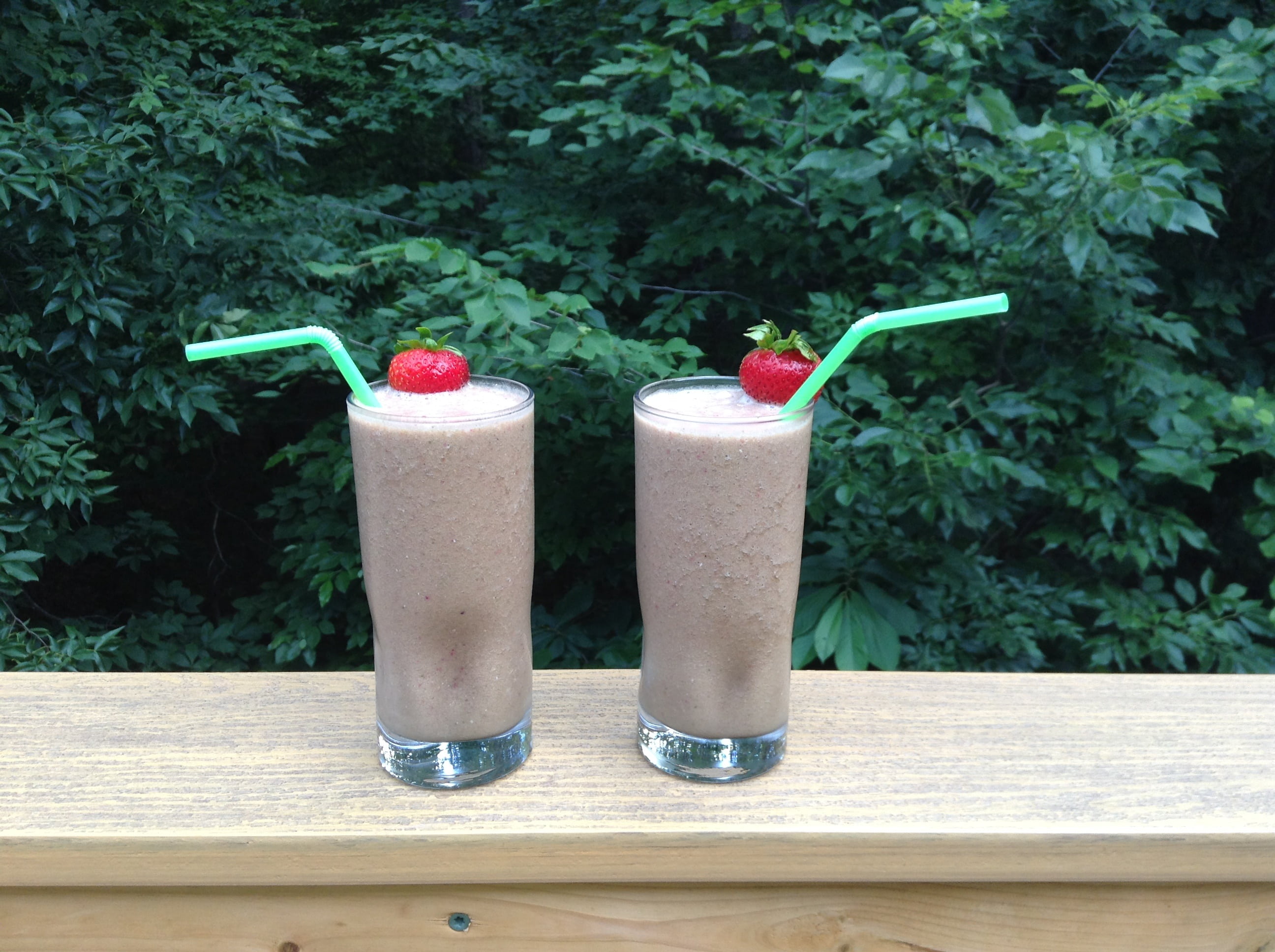 super, milkshakes, temptation, brown, glass, chocolate, protein, power, no people, refreshment, smoothie, food and drink, wooden, plant, freshness, green color, HD Wallpaper