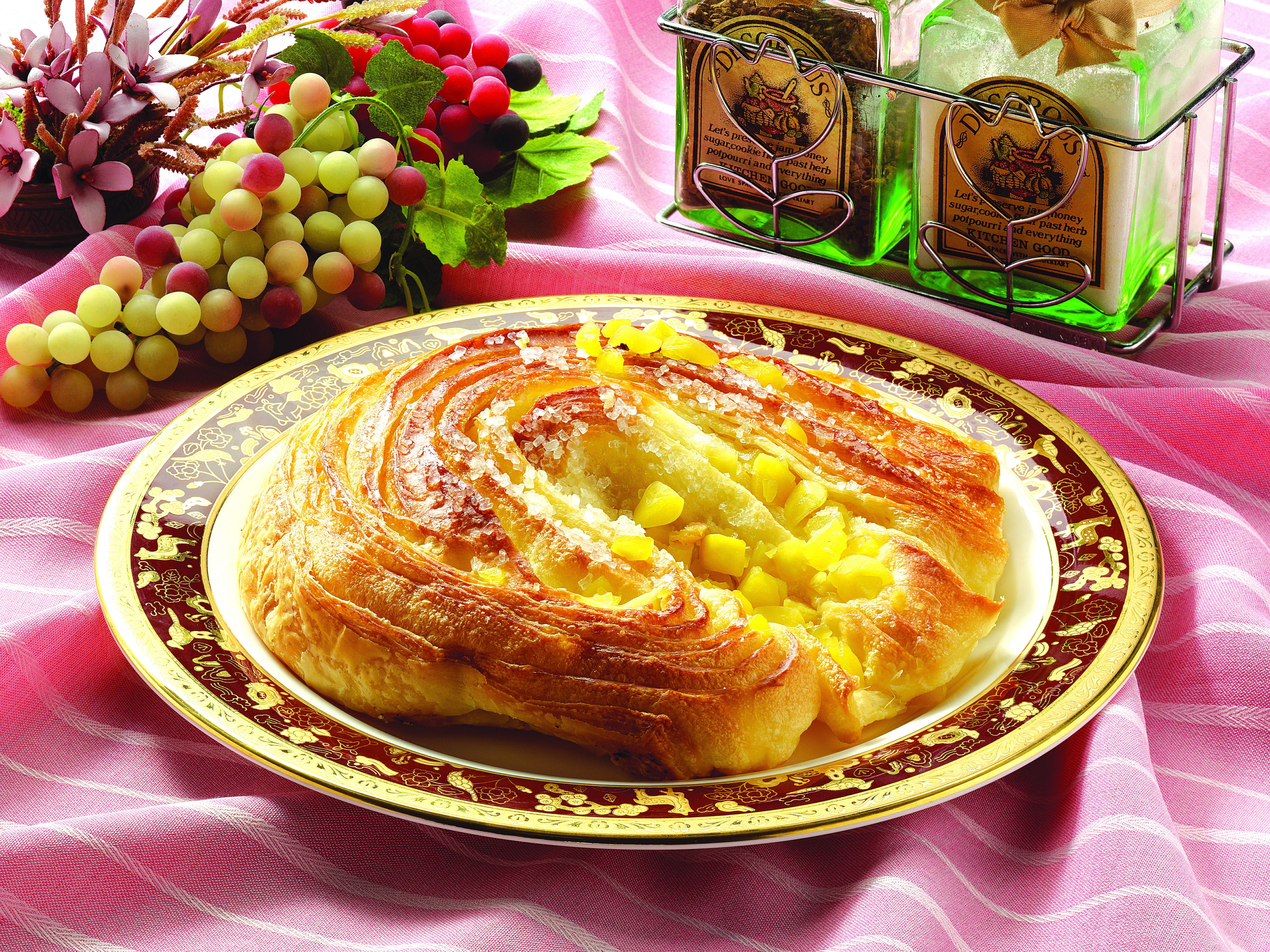 indulgence, indoors, plate, ready-to-eat, tablecloth, sugar, dessert, pastry Dough, still life, food, meal, refreshment, cake, 5K, bread, high angle view, HD Wallpaper
