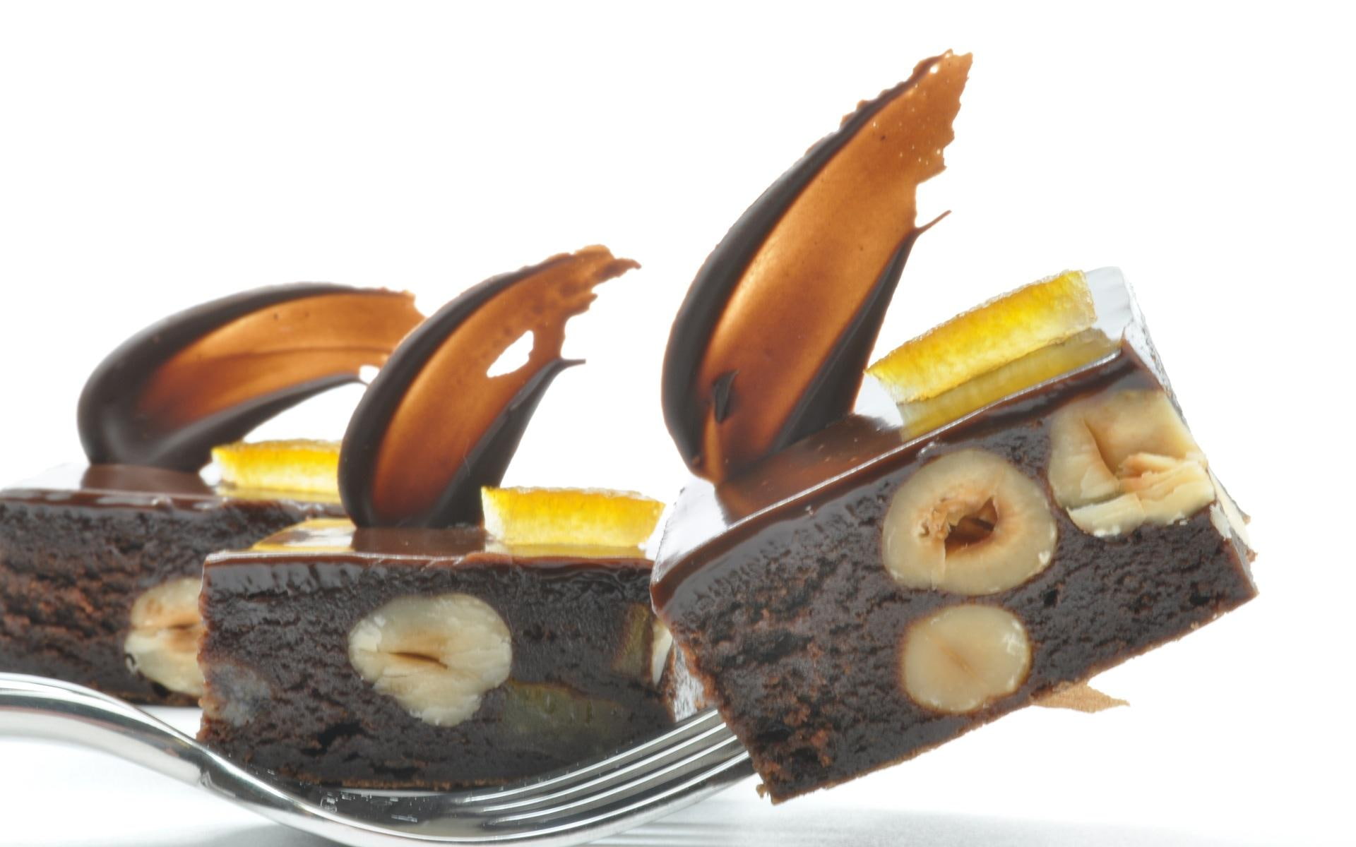 brownies, 3d and abstract, 1080P, abstract, nuts, fudgy, delicious, bakery, dessert, sweet, chocolate, HD Wallpaper