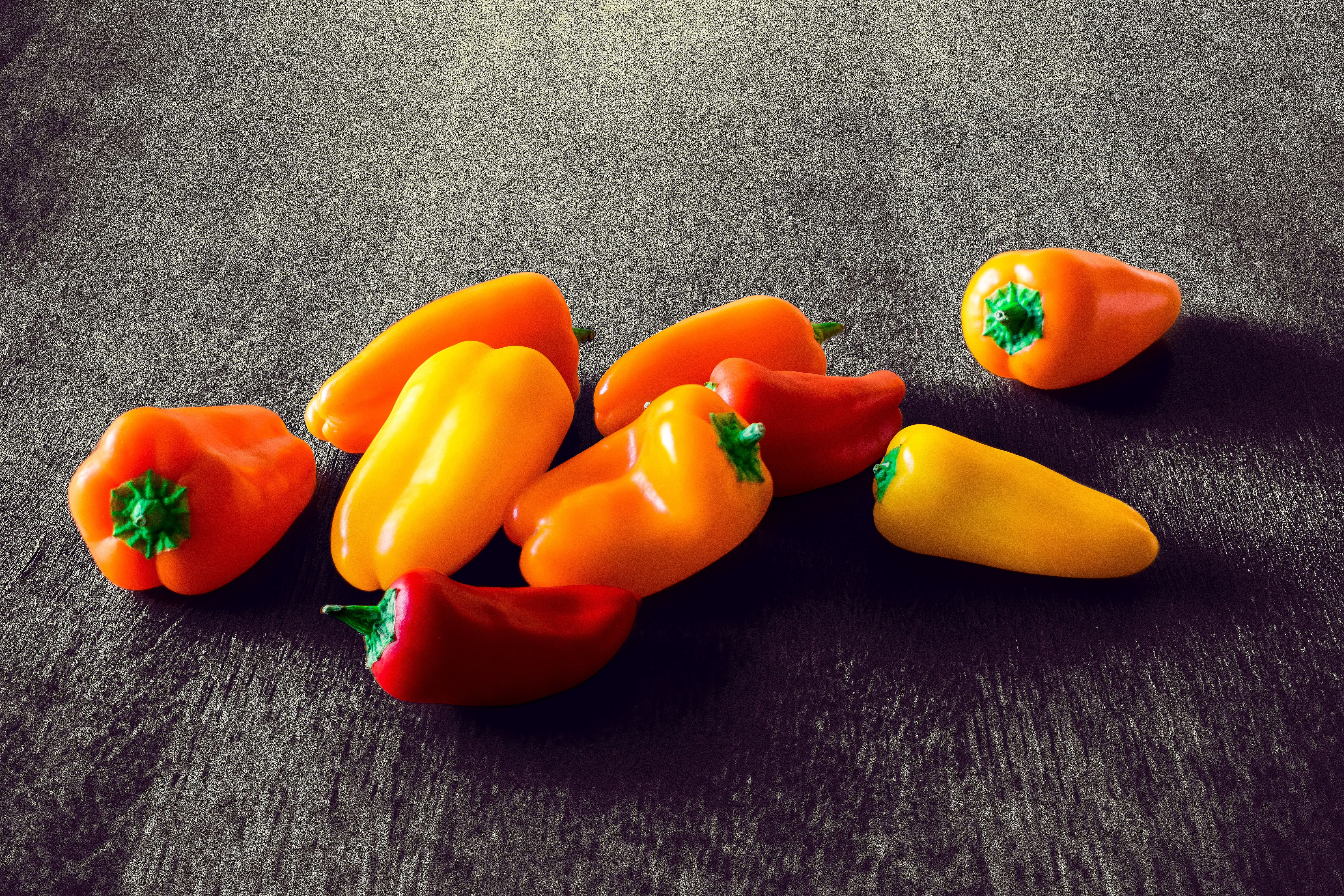 wellbeing, red, cooking, indoors, spice, ingredient, dieting, pepper - Seasoning, vegetarian Food, organic, wood - Material, close-up, pepper - Vegetable, HD Wallpaper