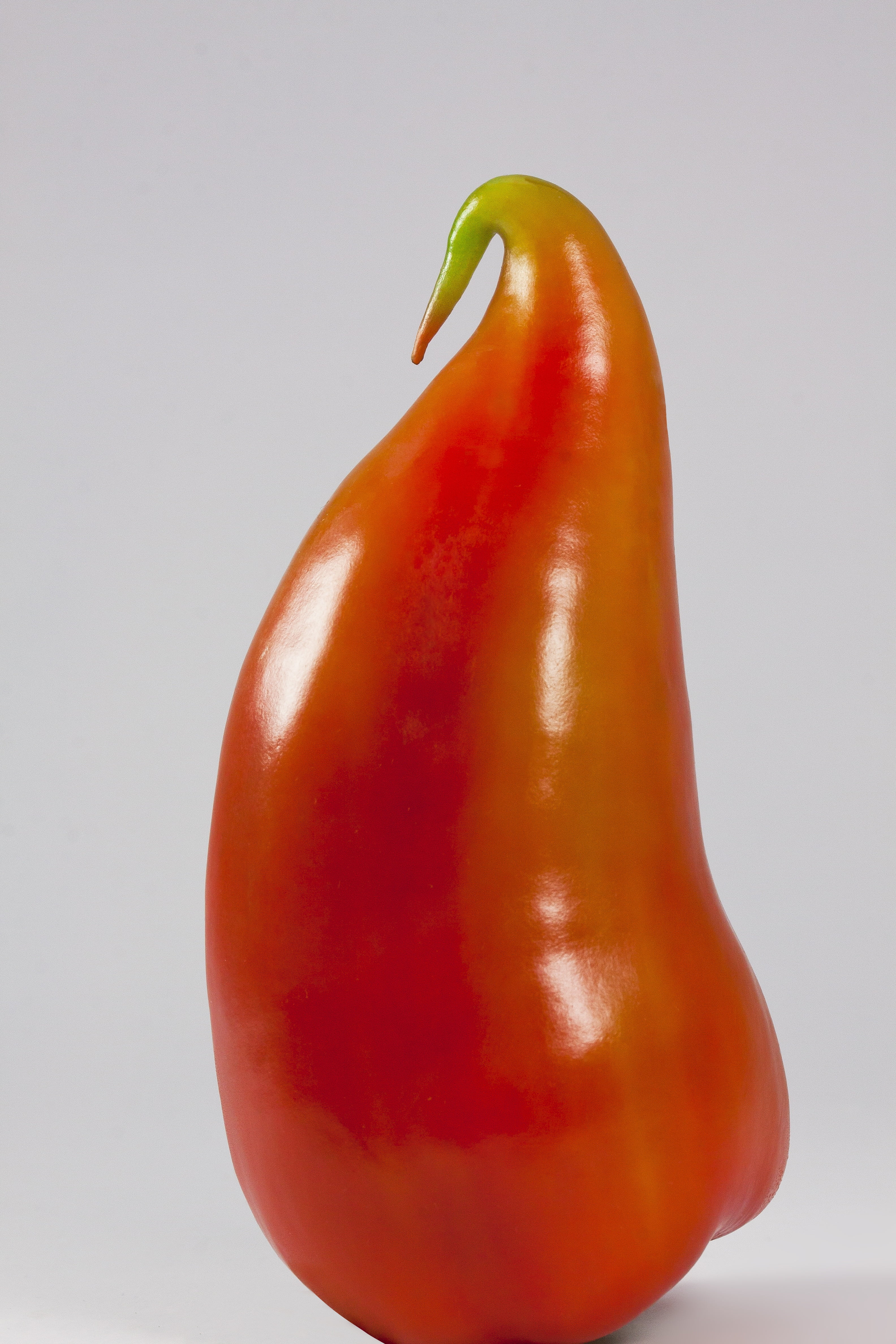 delicious, plant stem, red, organic, bill, paprika bird, kitchen, snack, bell pepper, raw food, white background, vegetables, vegetable, green, food, paprika, Phone HD Wallpaper