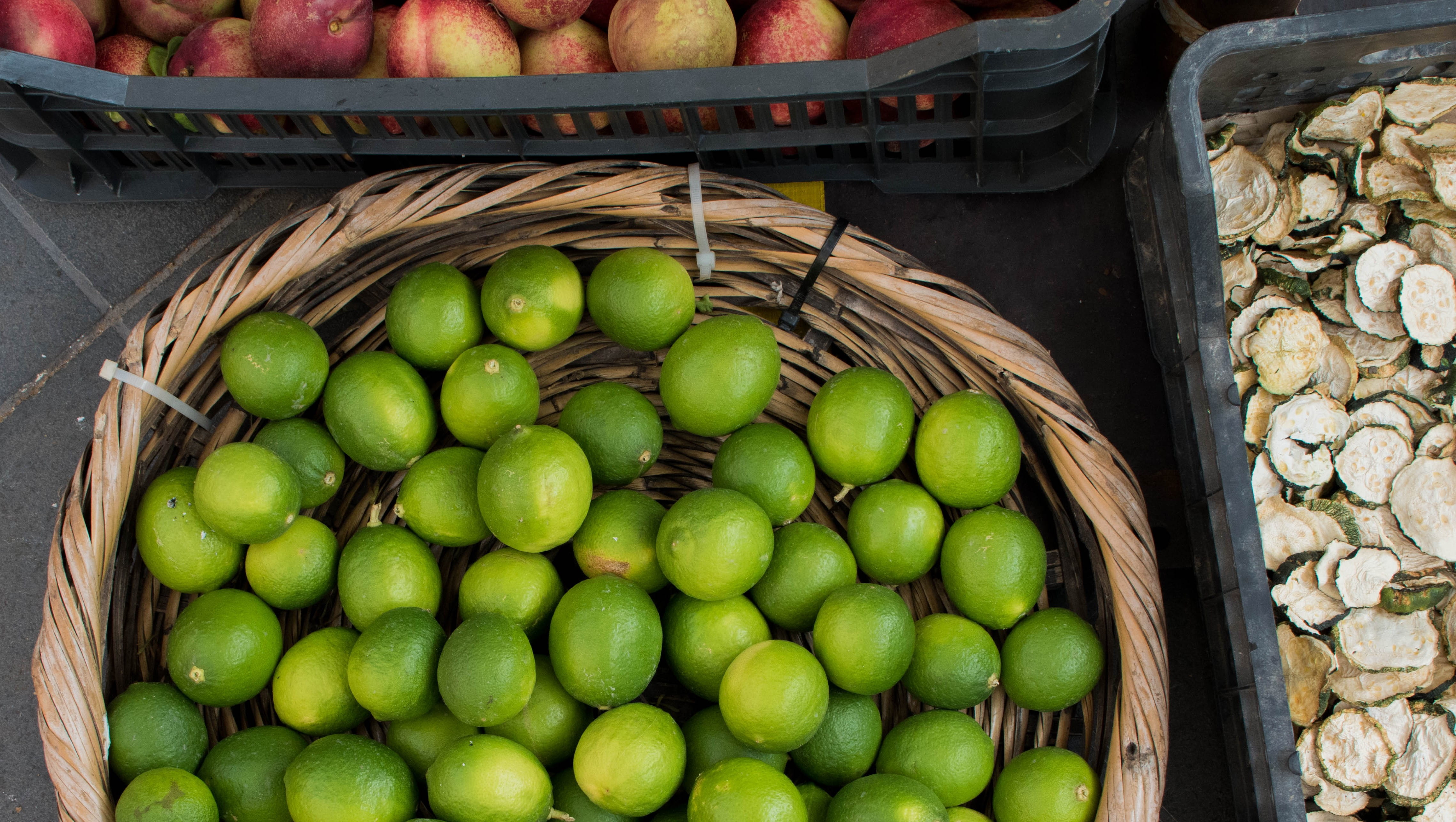 large group of objects, container, apples, green color, veganism, ripe, vegetables, abundance, limes, still life, food, lemon, vegan, freshness, 4K, cooking, HD Wallpaper