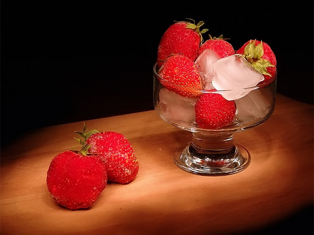 ice, cubes, nutritious, delicious, strawberries, amp, 480P, art, nature, antioxidant, hd, HD Wallpaper