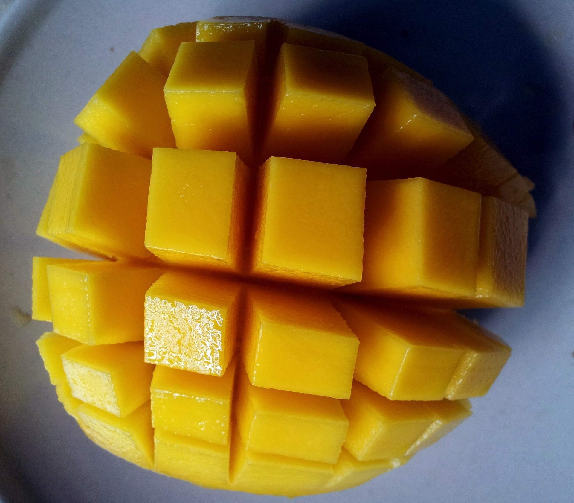 mango cut open, dairy product, geometric shape, indoors, cube shape, healthy, mango, diet, nutritious, no people, food, delicious, healthy Eating, mango fruit, HD Wallpaper