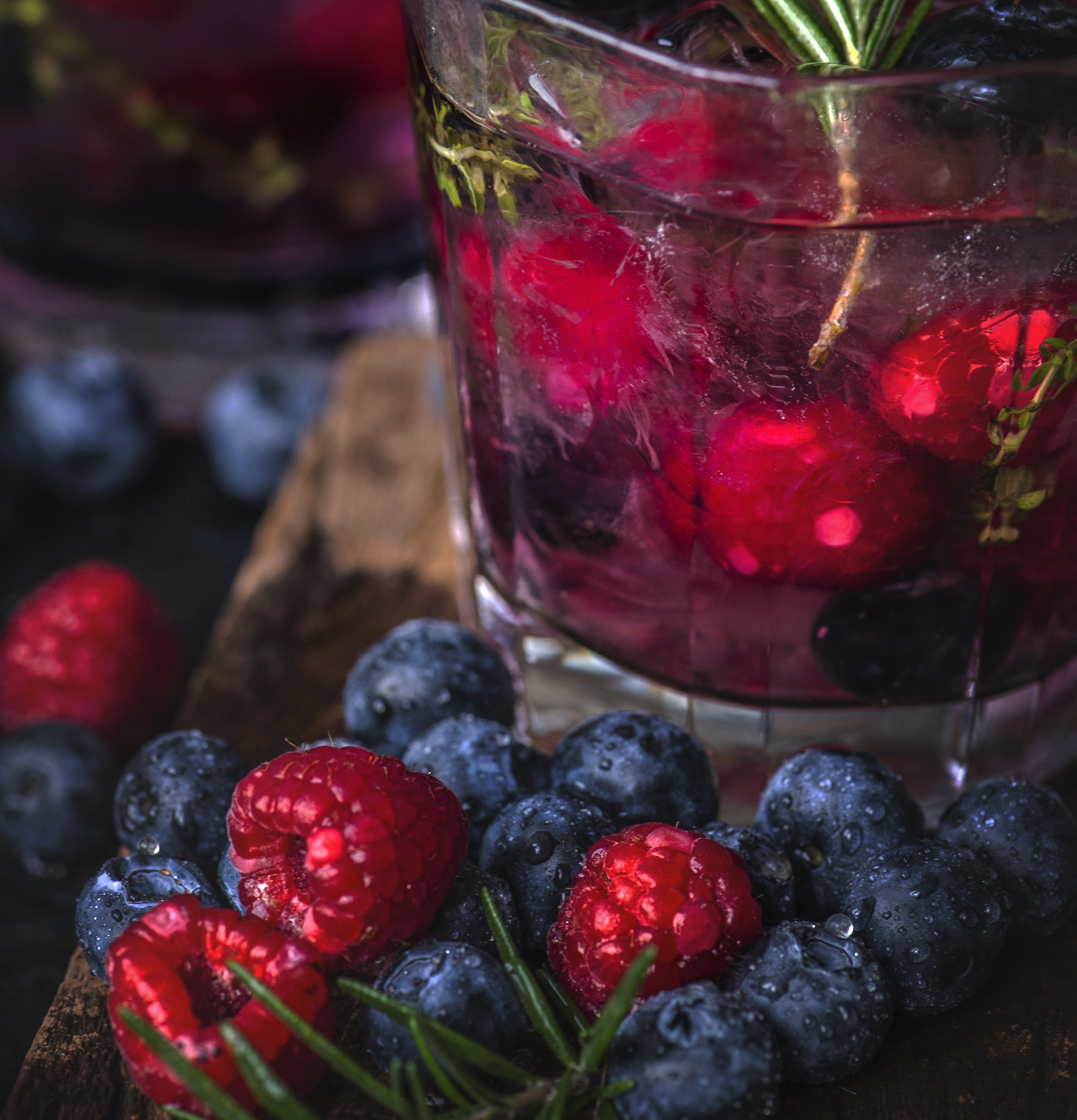 no people, healthy, berry fruit, antioxidant, wellbeing, beverage, refreshment, tasty, nutrients, food and drink, soda, drinking glass, drinking, fresh, Phone HD Wallpaper