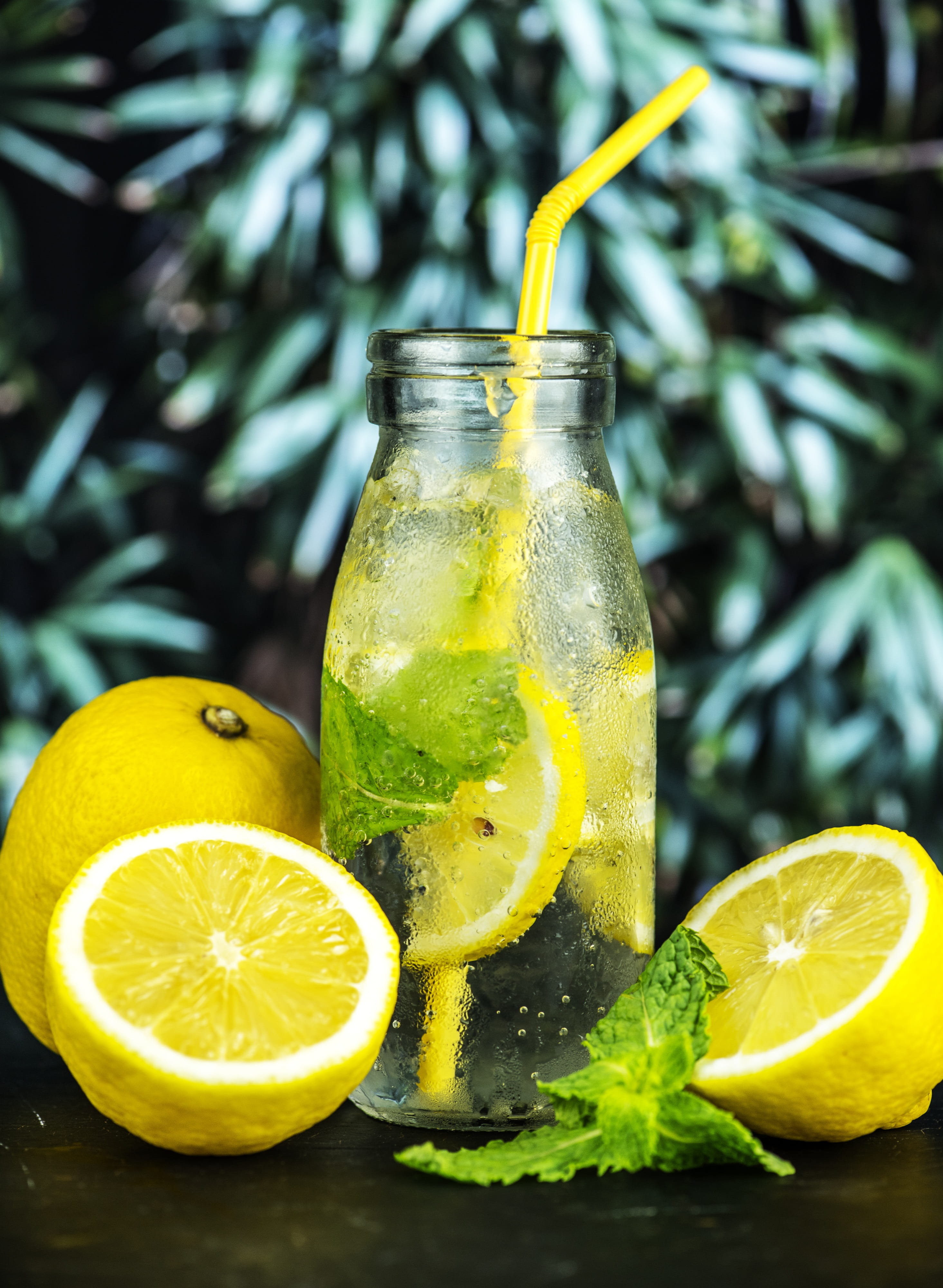 fruit, closeup, beverage, food, detox water, flavored, ingredients, herb, juice, drinking glass, fresh, drinking straw, freshness, food photography, healthy, Phone HD Wallpaper