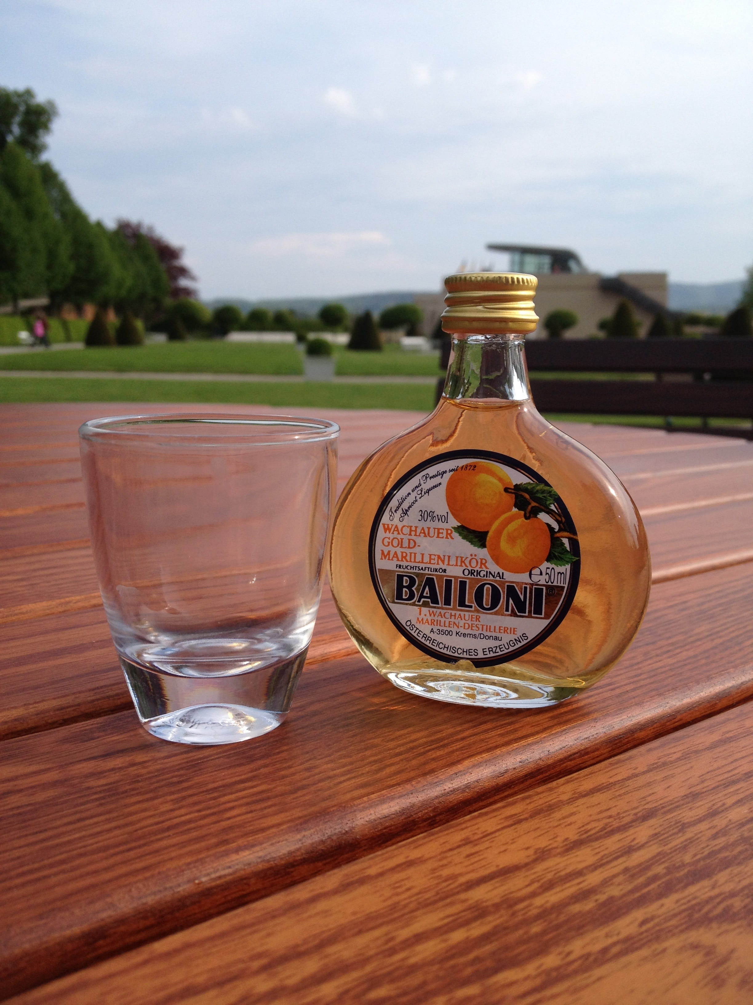 2K, apricot, sky, refreshment, still life, liqueur, close-up, alcohol, drinking glass, water, container, food and drink, glass, drink, bottle, melk abbey, Phone HD Wallpaper