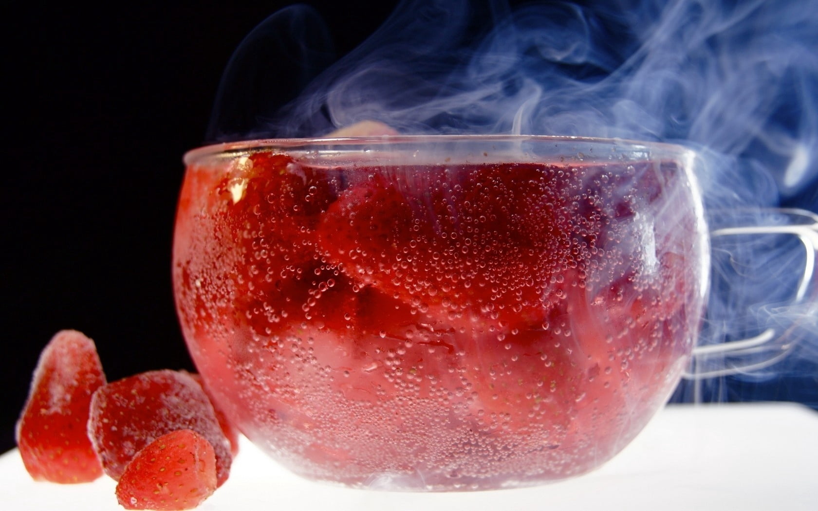household equipment, black background, strawberry, food and drink, red, alcohol, carbonated, glass, close-up, steam, fruit, studio shot, wellbeing, drinking glass, HD Wallpaper