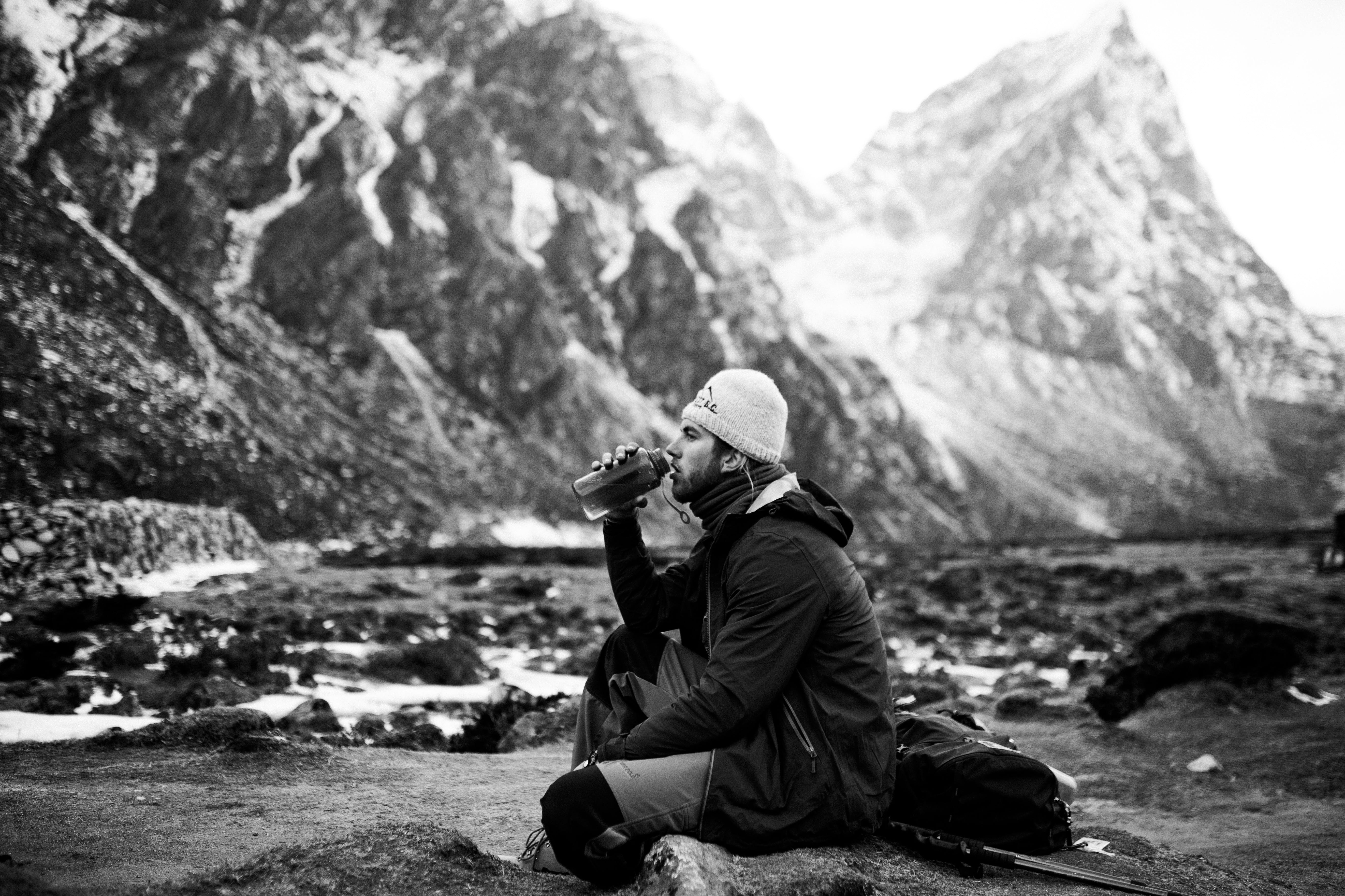 hiker, rest, full length, real people, men, clothing, lost, outdoor, side view, rock - object, man, people, 5K, focus on foreground, peak, activity, refuel, HD Wallpaper