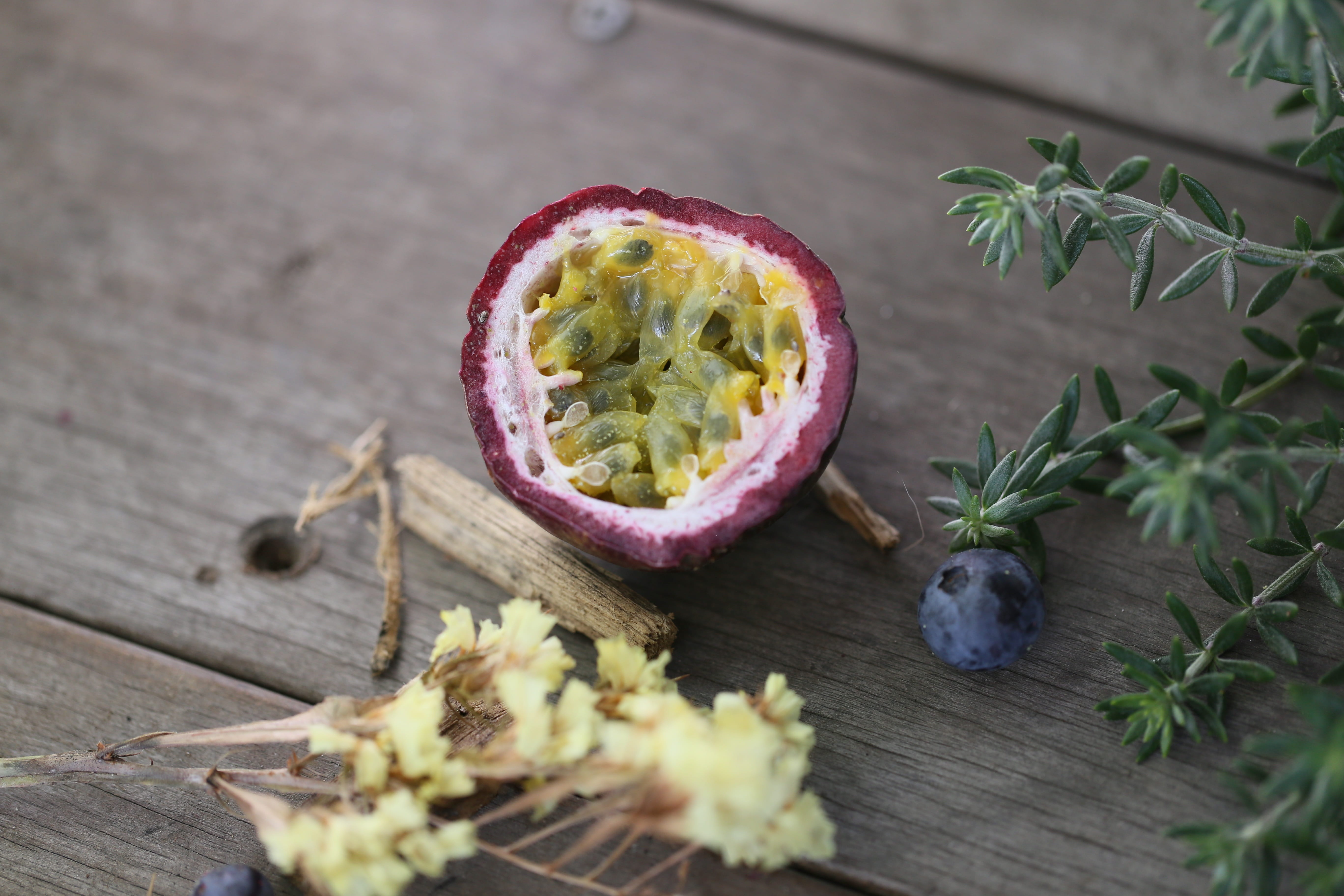 selective focus, wood - material, ready-to-eat, freshness, close-up, food and drink, table, wood, wooden, wellbeing, still life, halved, indoors, high angle view, HD Wallpaper