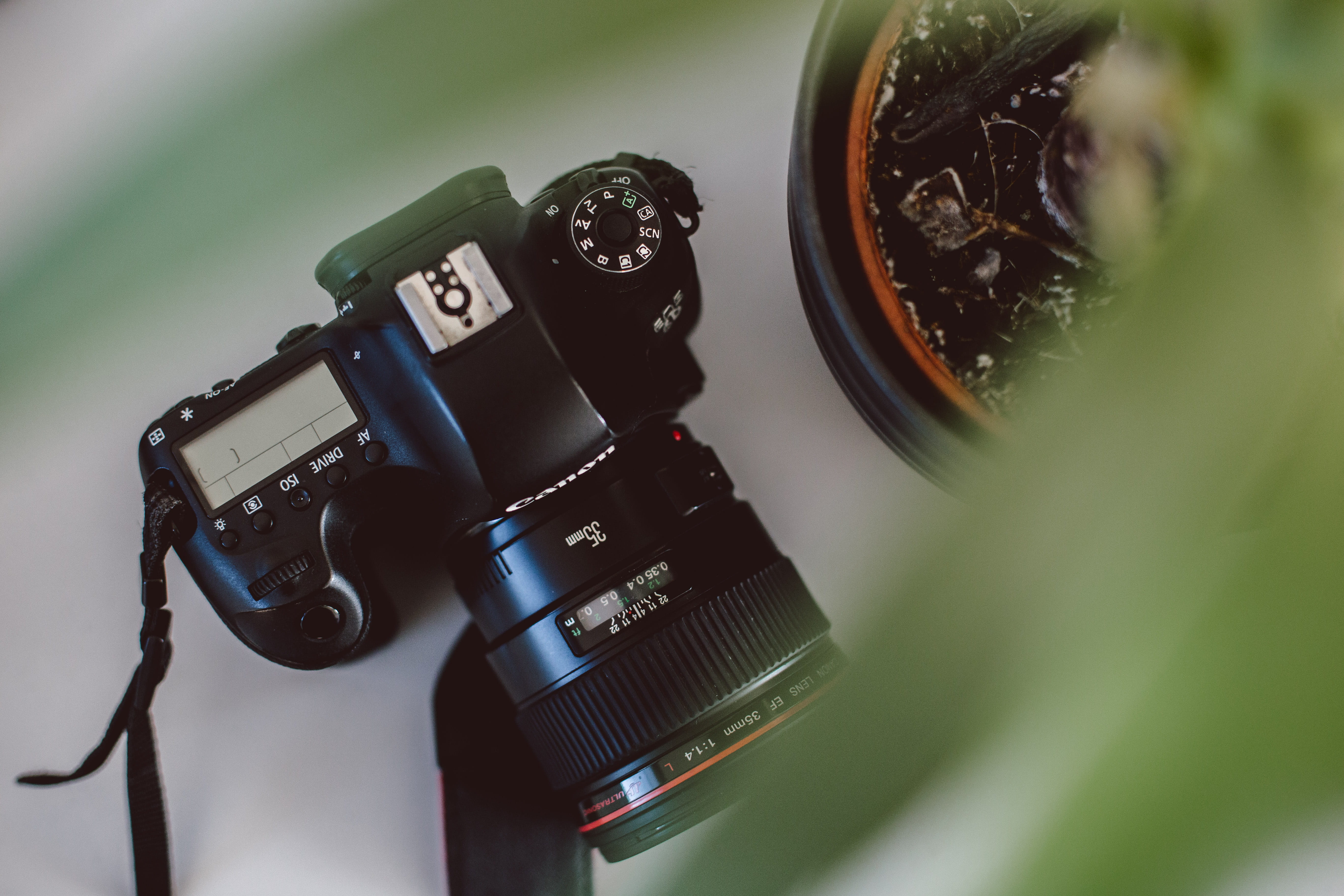 alloy wheel, antique, home video camera, work life, camera, video camera, selective focus, photographic equipment, lens - optical instrument, still life, HD Wallpaper