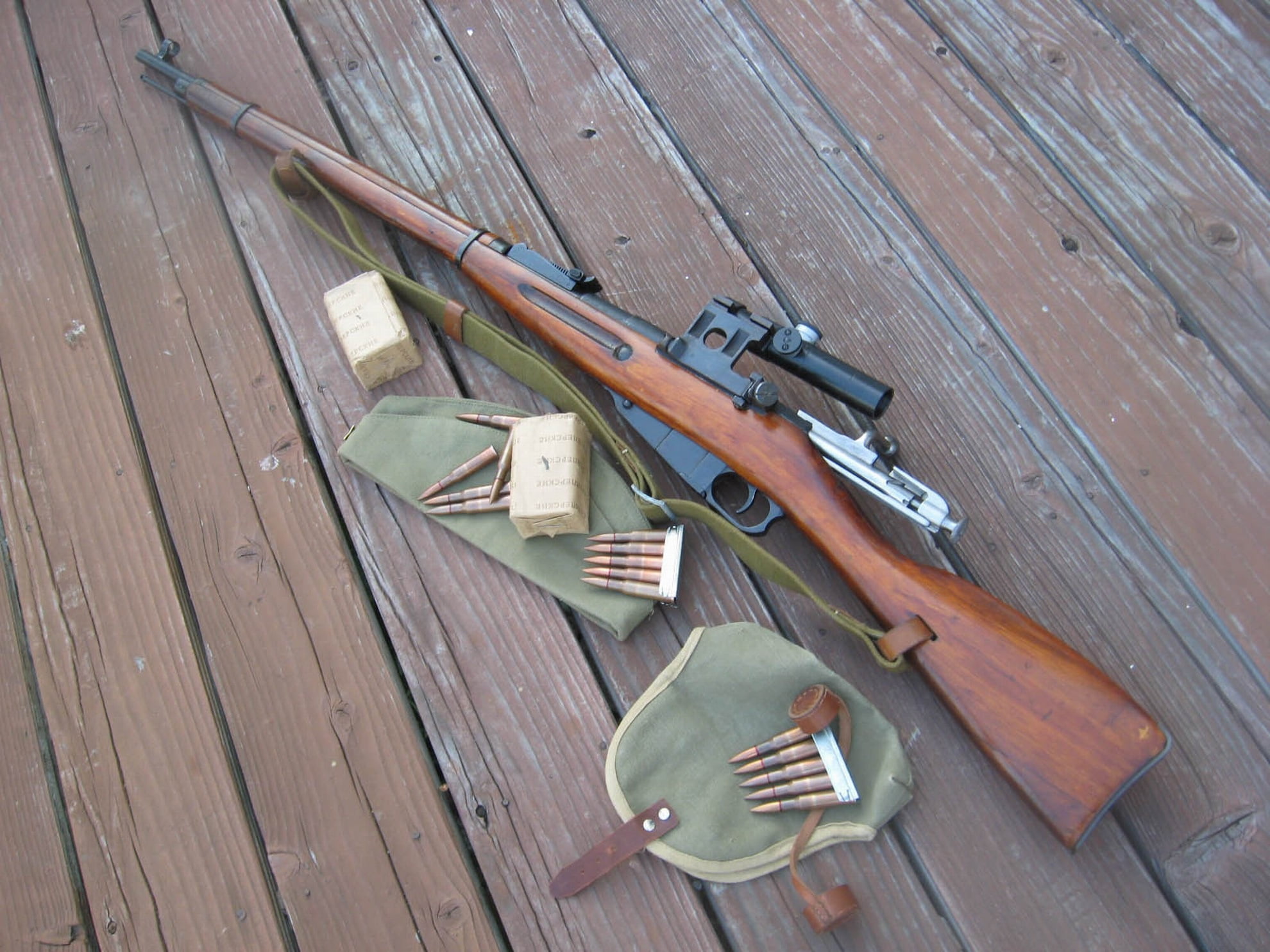hunting, craft, brown, no People, Mosin Rifle, high angle view, army, absence, kitchen utensil, weapons of Victory, old-fashioned, war, eating utensil, HD Wallpaper