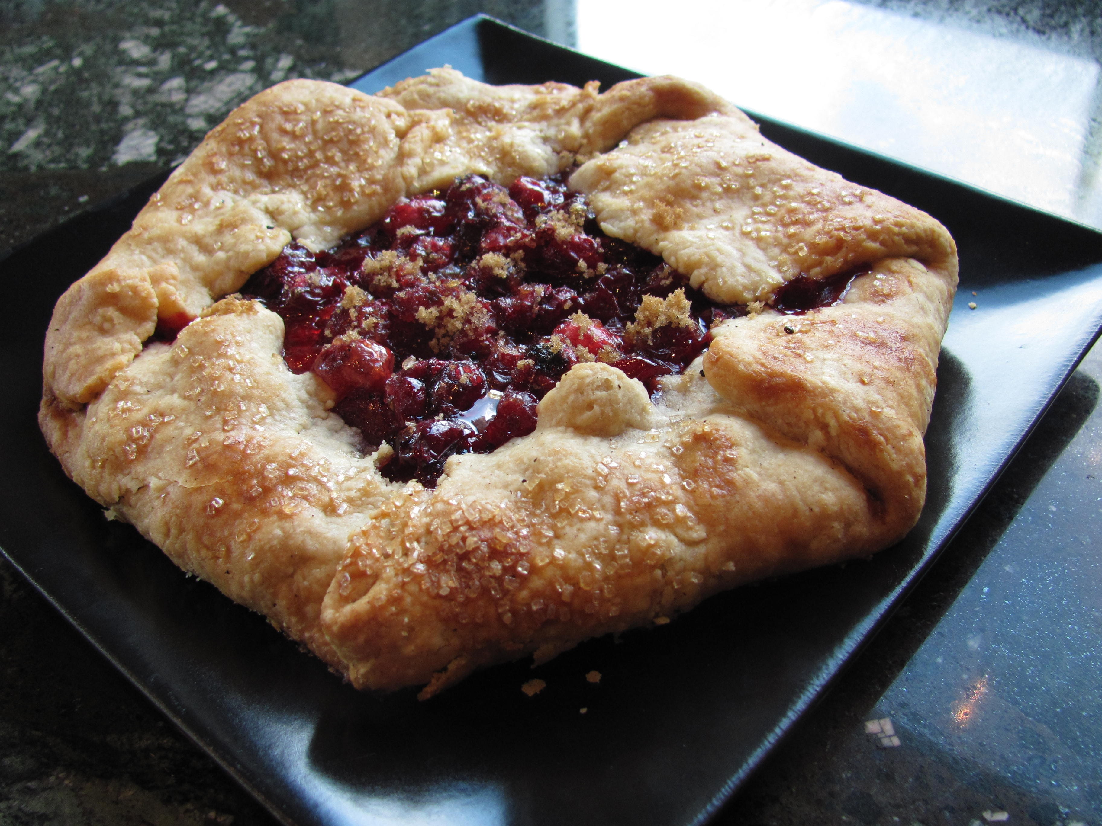 savory pie, still life, healthy eating, temptation, food, sweet food, cranberry, delicious, focus on foreground, galette, ready-to-eat, no people, baked pastry item, HD Wallpaper