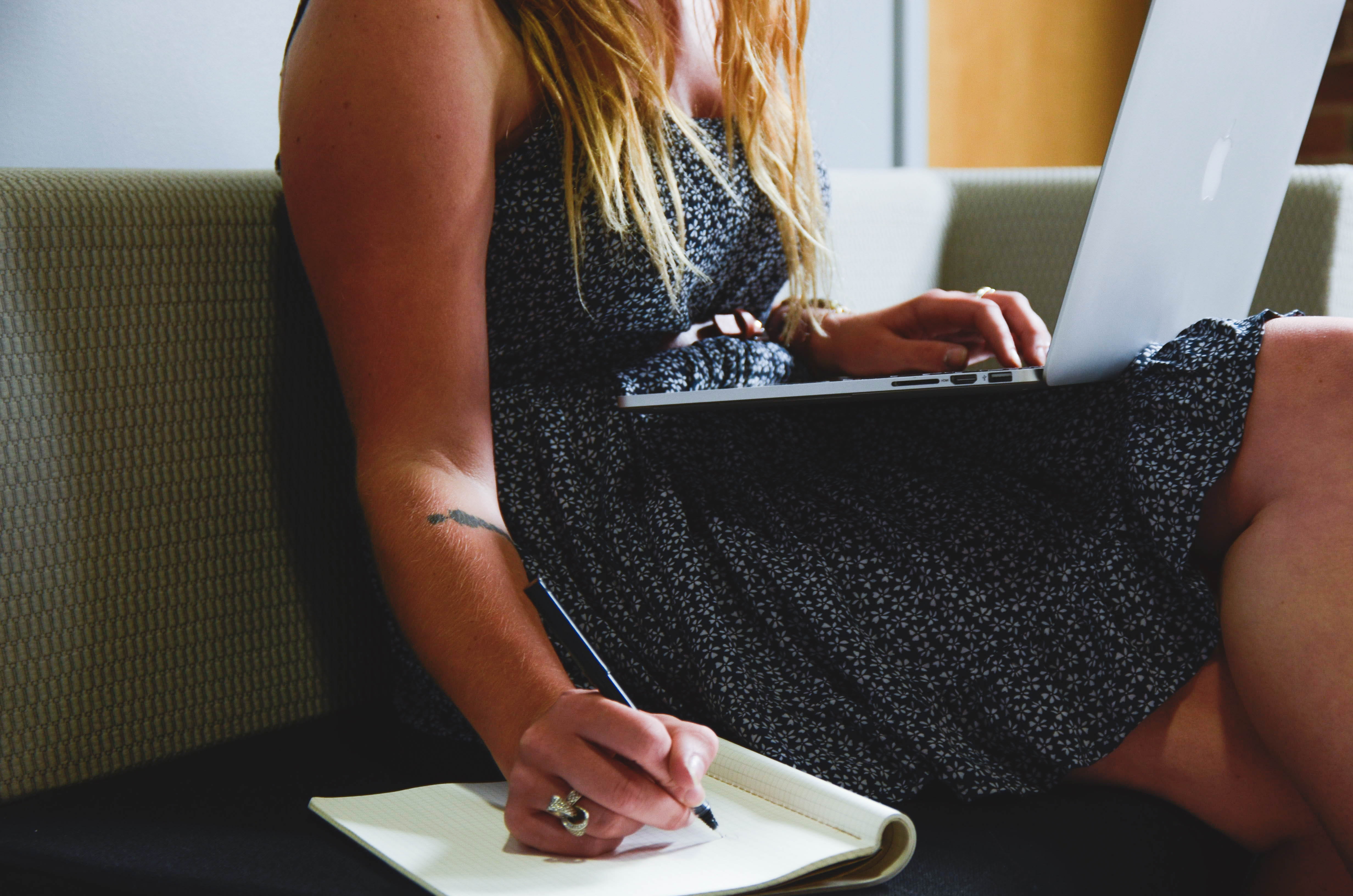 technology, wearing, business, computer, girl, women, indoors, white, student, daytime, communication, office, sitting, notebook, hair, writing, holding, HD Wallpaper