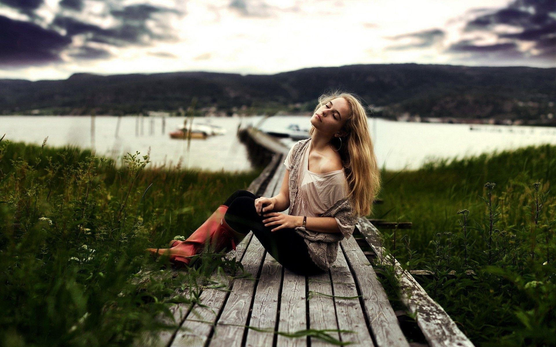 gass, blouse, pose, brown, 1080P, relaxing, blonde, women, 1920x1200, girls, s, woman, yoga, HD Wallpaper