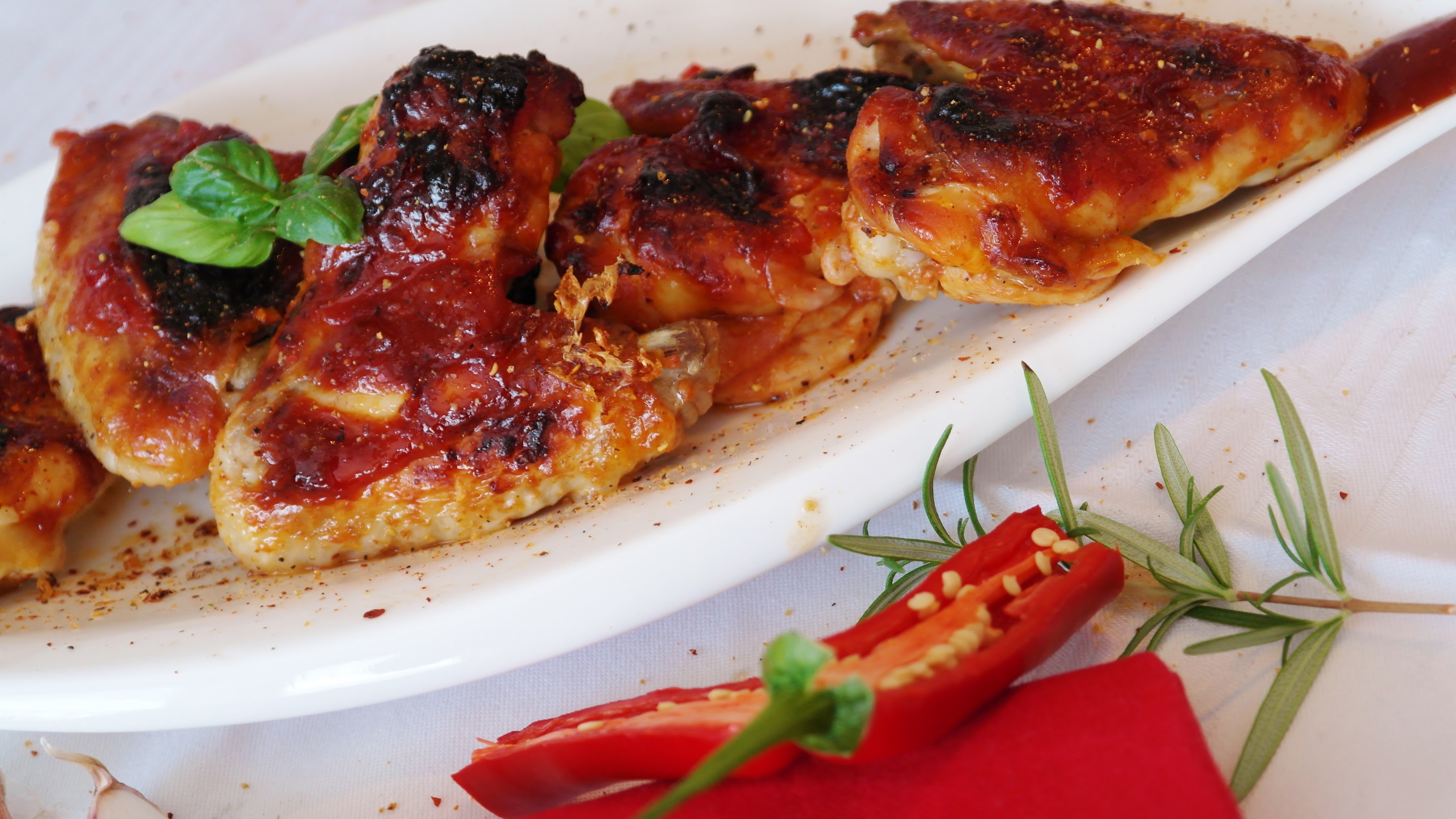 selective focus, court, wellbeing, red, plate, herb, food and drink, temptation, close-up, 5K, grilled, table, high angle view, gourmet, chicken, healthy eating, HD Wallpaper