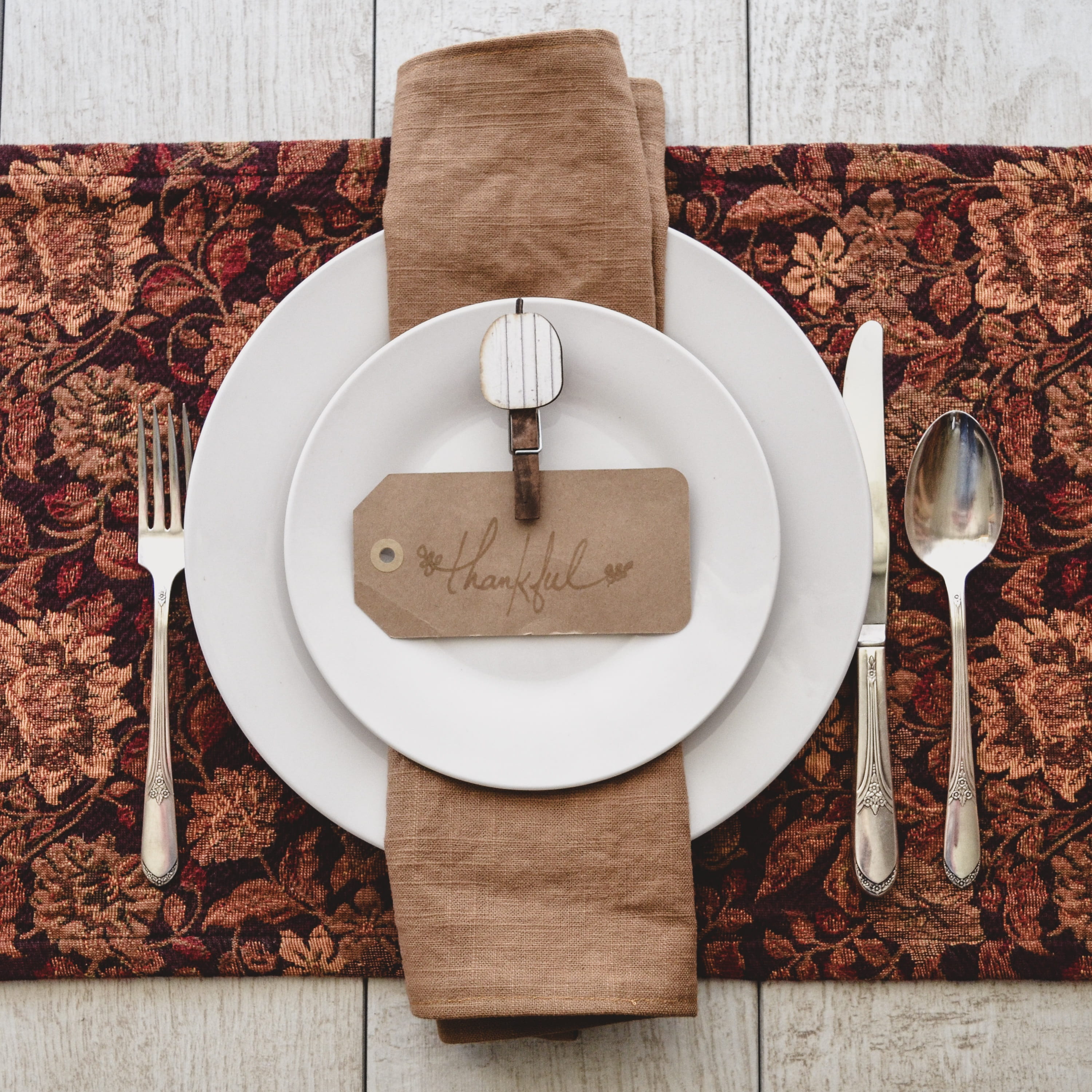 food, eating utensil, dieting, place setting, household equipment, setting, dining, empty plate, kitchen utensil, 2K, thankful, directly above, fall season, Phone HD Wallpaper