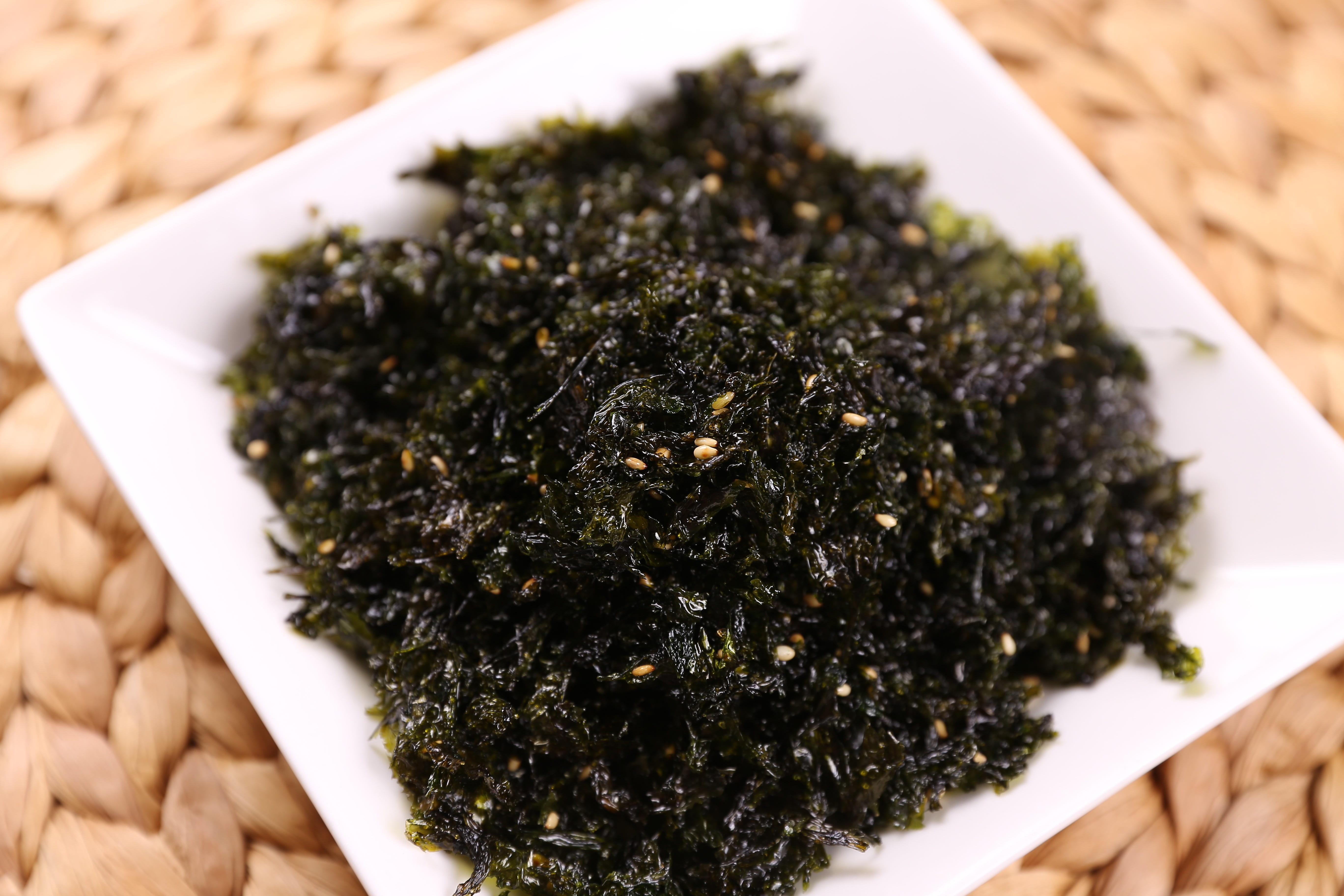 black color, wellbeing, food, healthcare and medicine, herb, laver, plant, tea leaves, nature, korean food, freshness, lunch box, 5K, korean side dish, HD Wallpaper