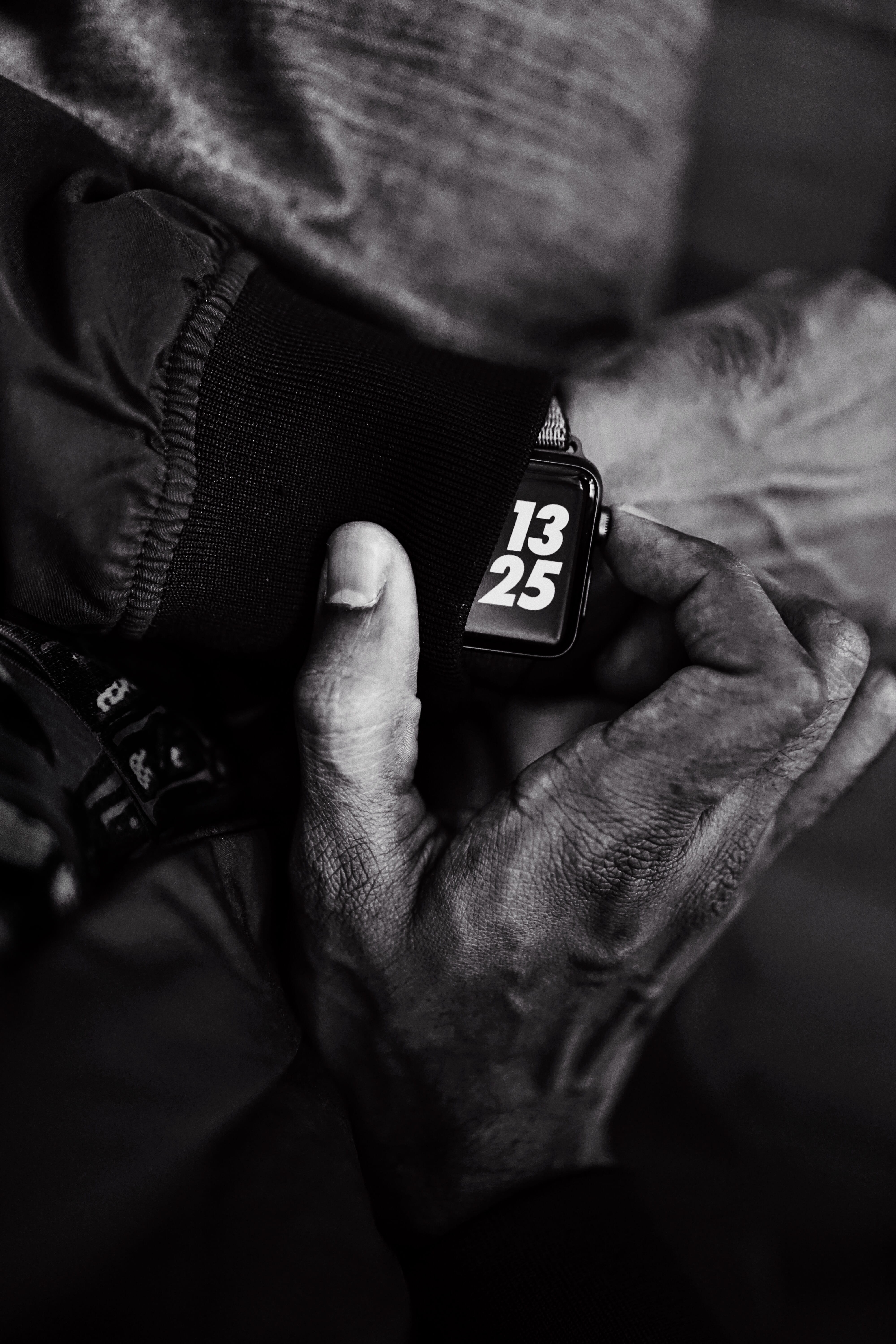 old, hand, greyscale, fixing, communication, apple watch, human finger, adult, sleeve, one person, clock, person, watch, reading, social issues, holding, Phone HD Wallpaper