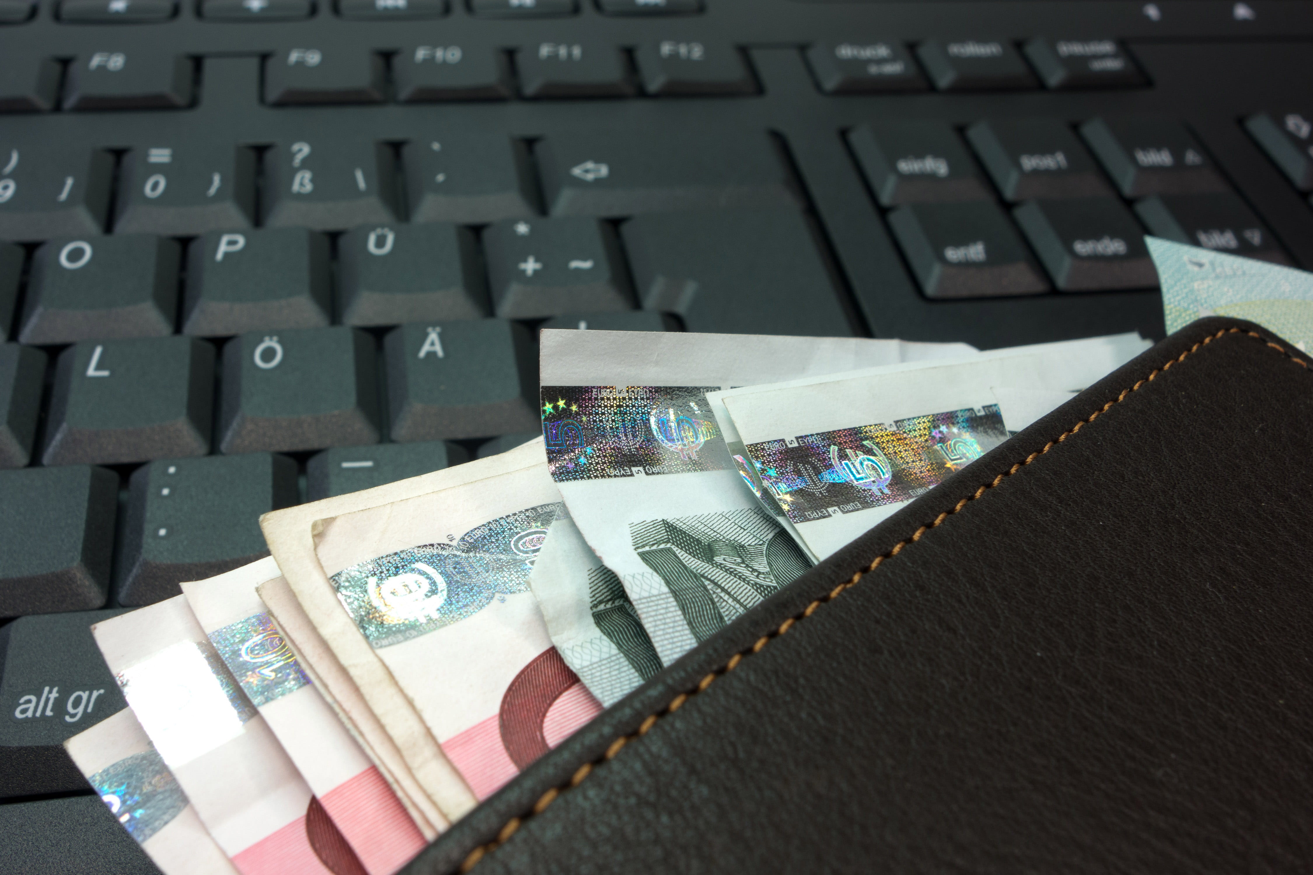 sticking, close-up, savings, 4K, paying, wallet, communication, black color, high angle view, table, letter, paper Currency, public domain, money, still life, HD Wallpaper