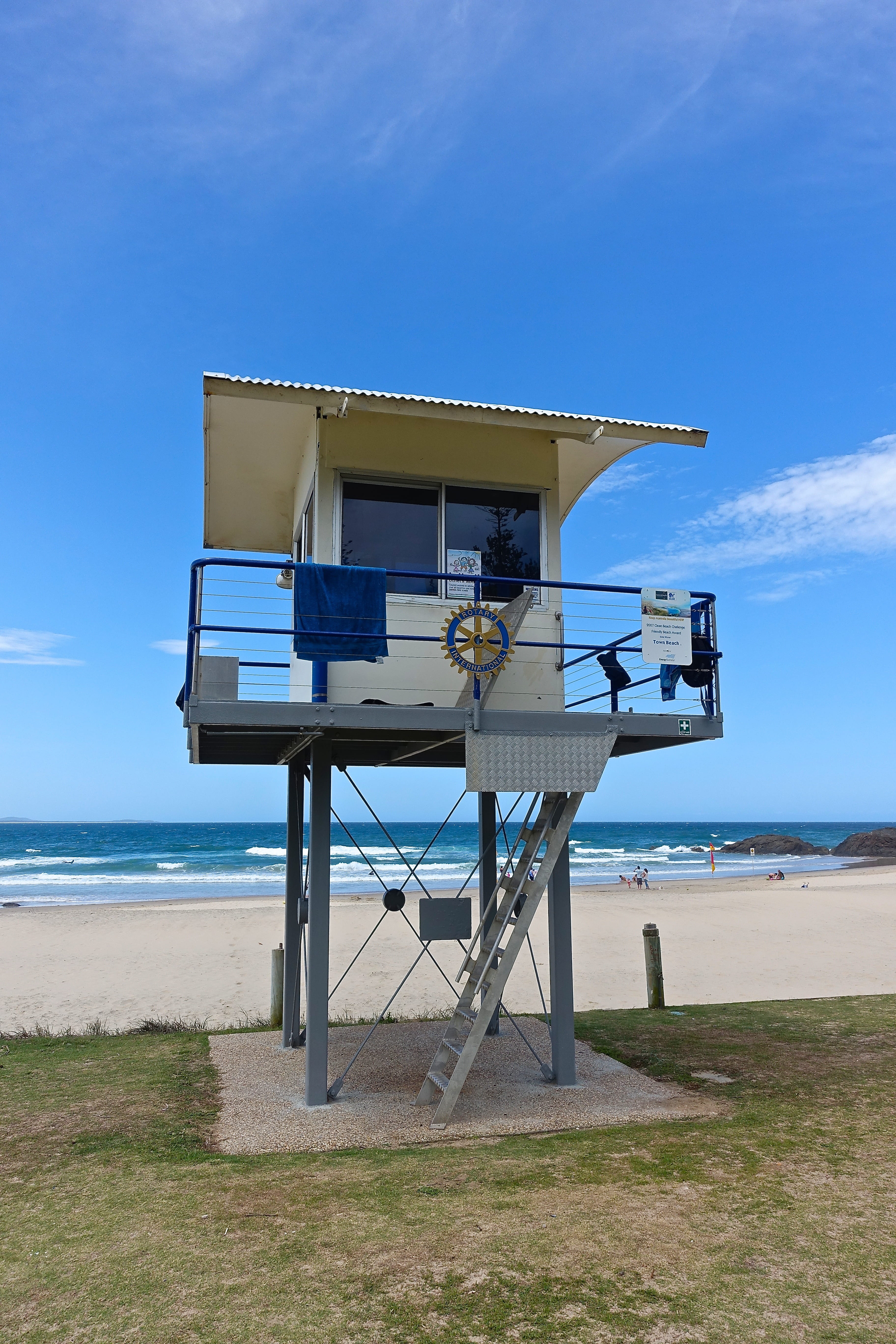 Beach, safety, beauty in nature, horizon over water, australia, man made structure, scenics - nature, hut, architecture, security, guard, Lifesaver, sea, Phone HD Wallpaper