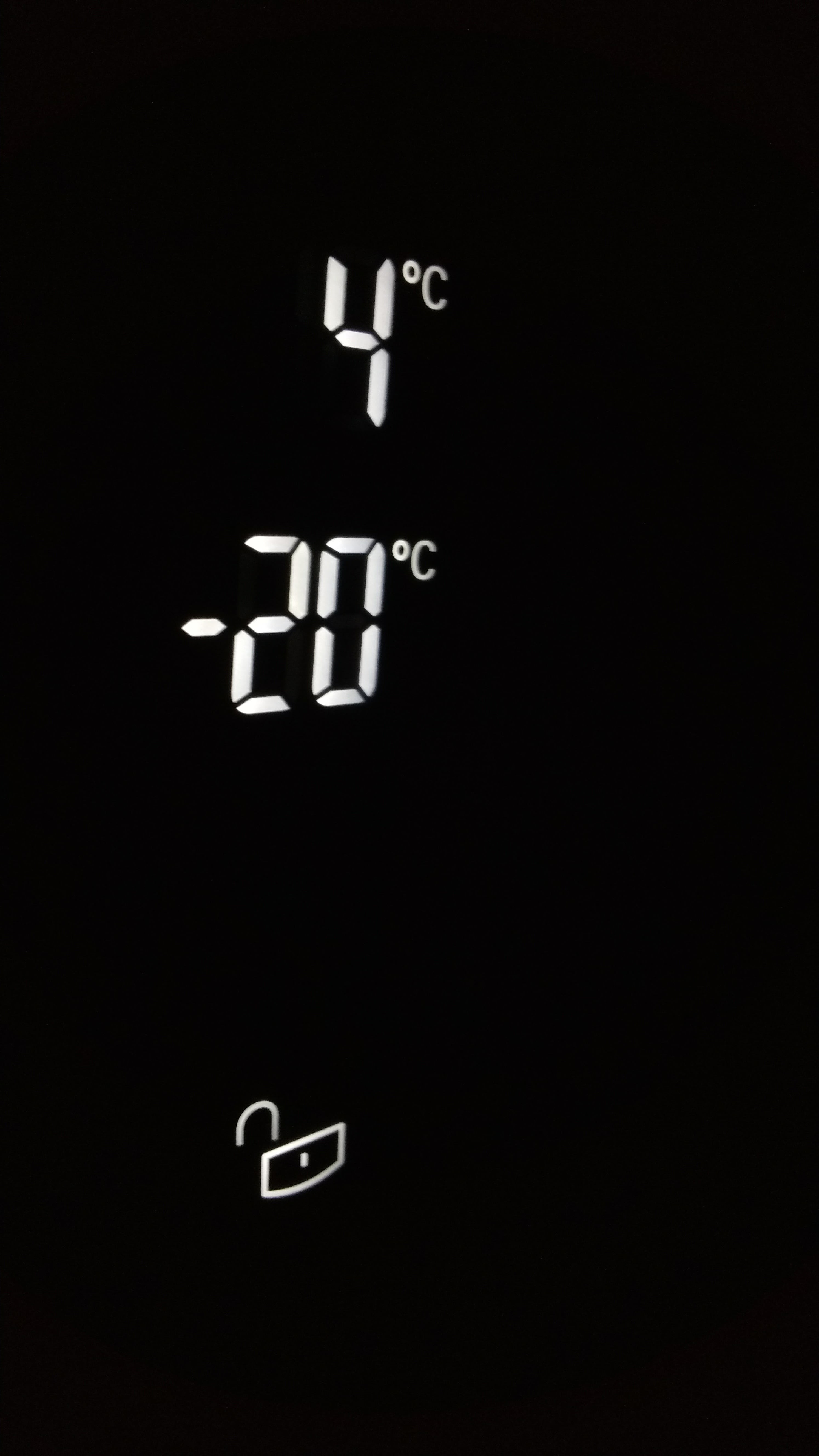 night, electronic equipment, typescript, electronic, display, countdown, message, equipment, glowing, copy space, technology, temperature, text, 5K, western script, Phone HD Wallpaper