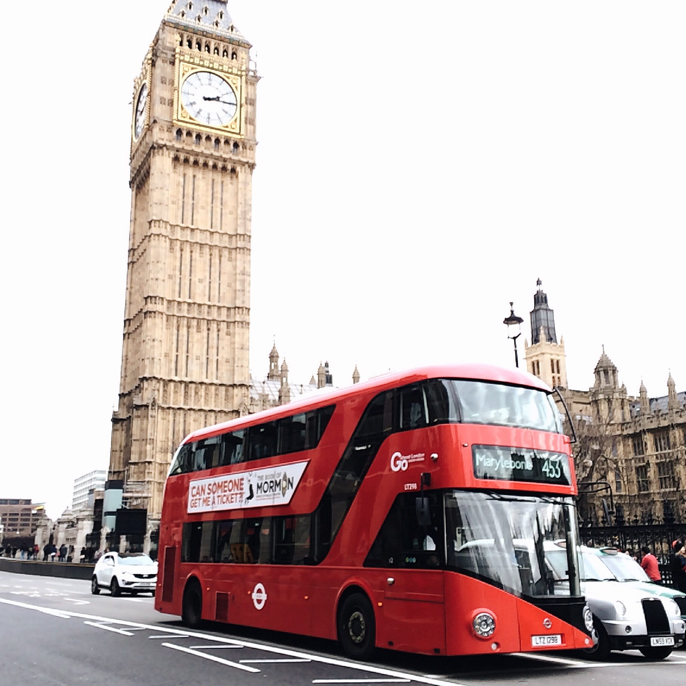 built structure, travel destinations, near, landmark, pavement, ben, double-decker bus, big, modern, architecture, clock tower, transportation system, outdoors, Phone HD Wallpaper