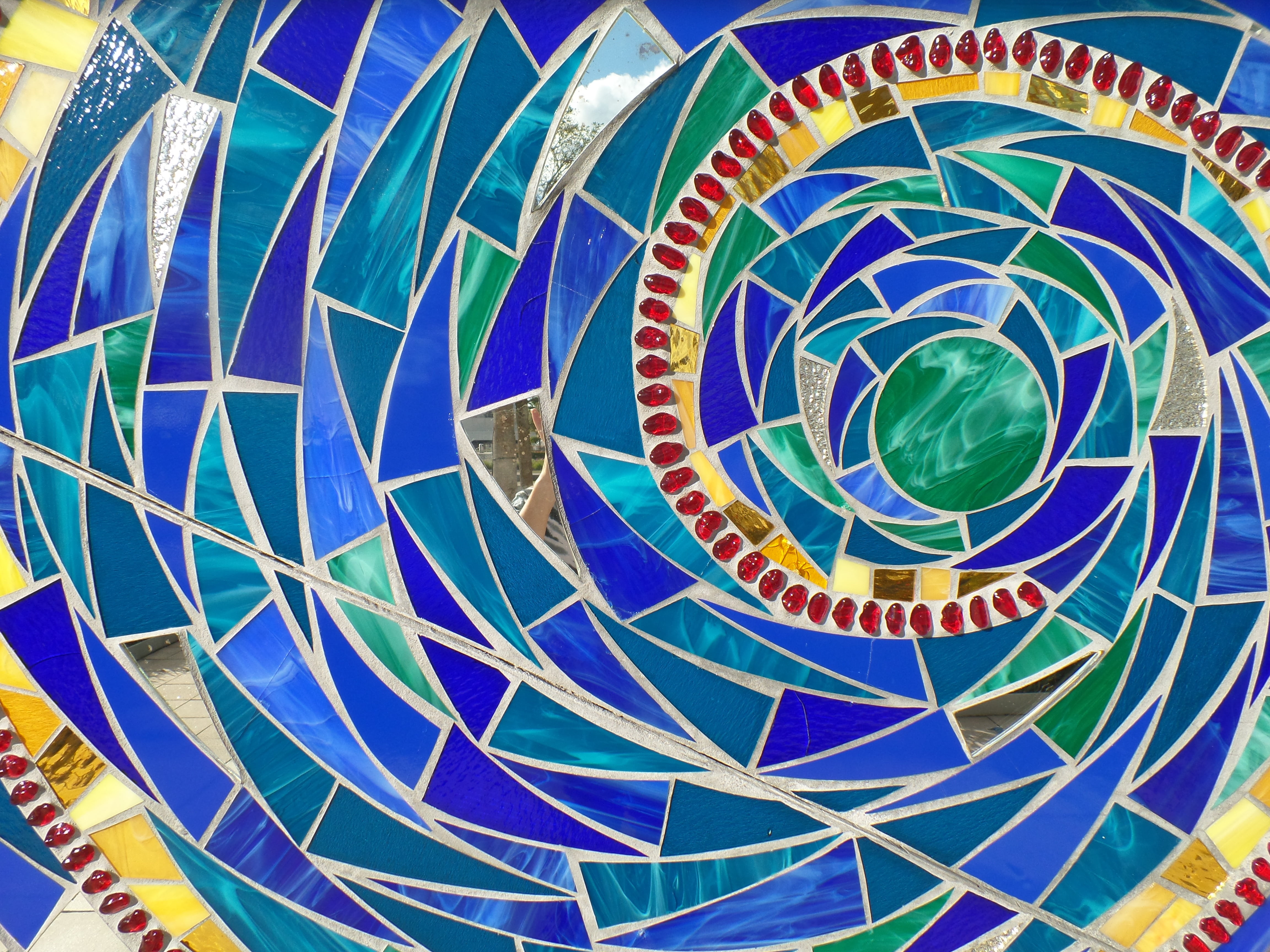 shiny, abstract, indoors, tile, multi Colored, day, yellow, built structure, blue, sport, art, architecture, no people, green, geometric, concentric, pattern, HD Wallpaper