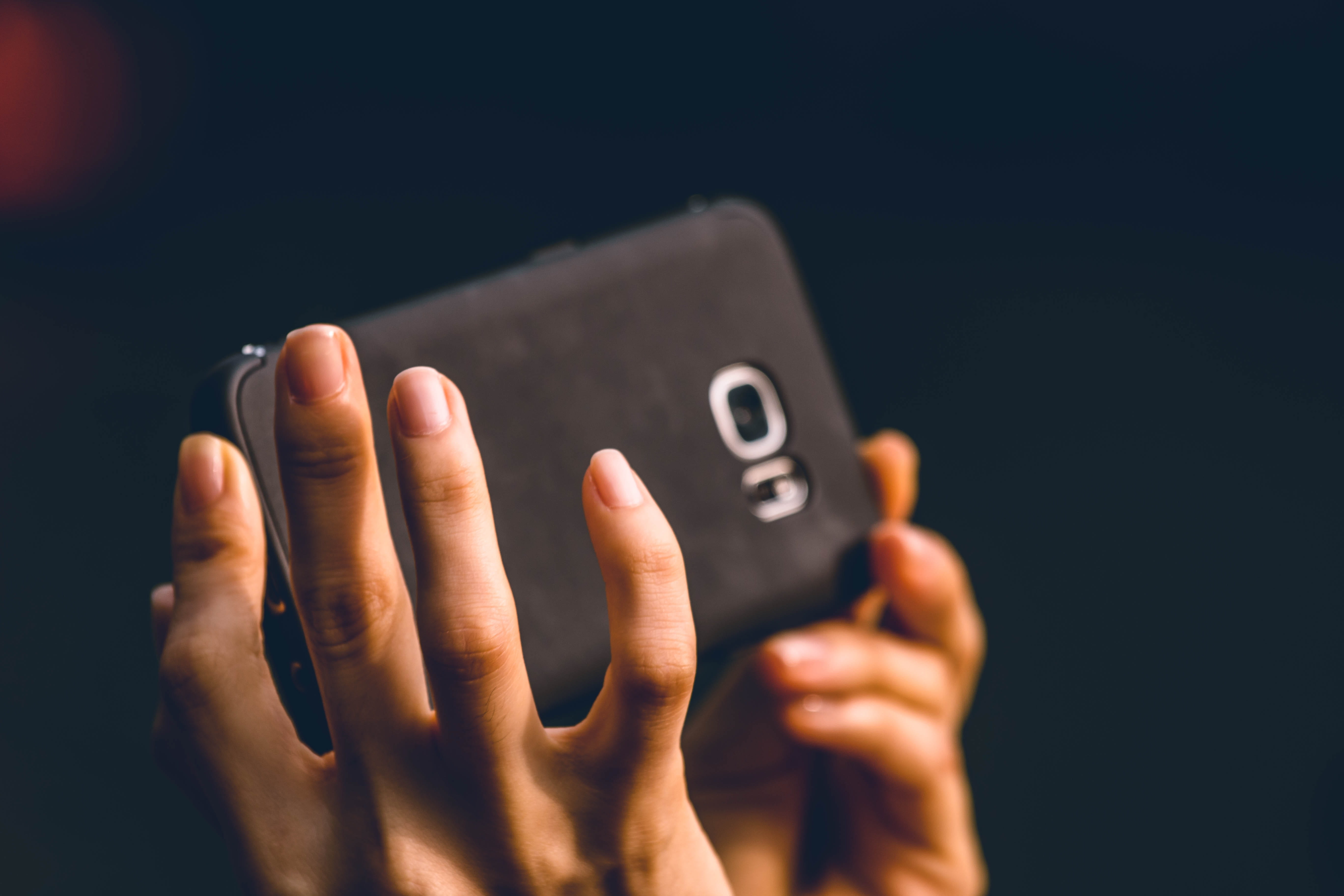 communication, people, lcd screen, iphone, selfie, holding, black, technology, adult, contact lens, electronics, body part, black color, mobile phone, photography, HD Wallpaper