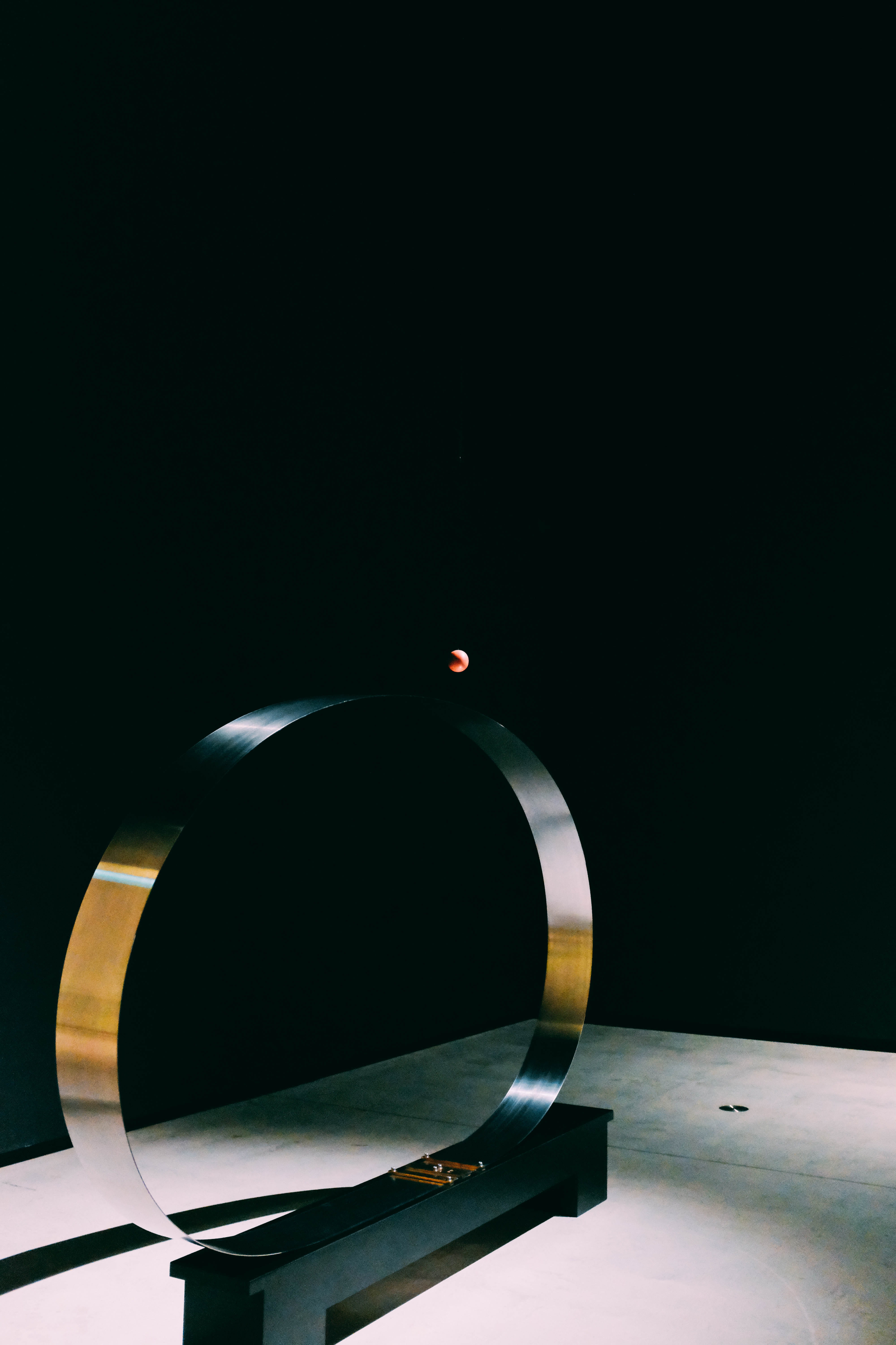 single object, lighting equipment, universe, studio shot, bronze, tabletop, geometric shape, shape, art, table, sculpture, film industry, outer space, droplet, Phone HD Wallpaper