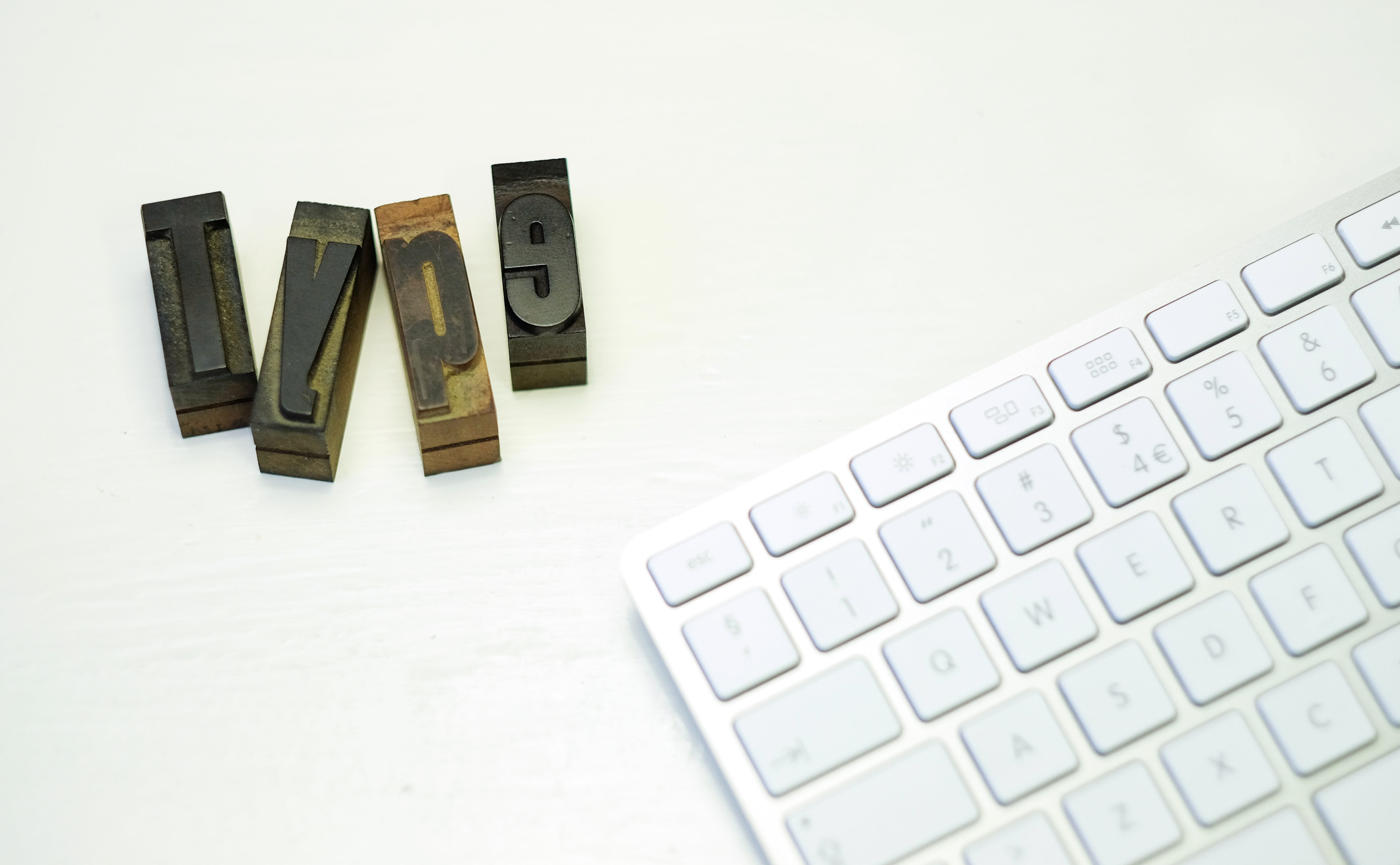 4K, white background, indoors, high angle view, computer equipment, connection, keyboard, communication, cubes, studio shot, computer, letters, wooden, HD Wallpaper