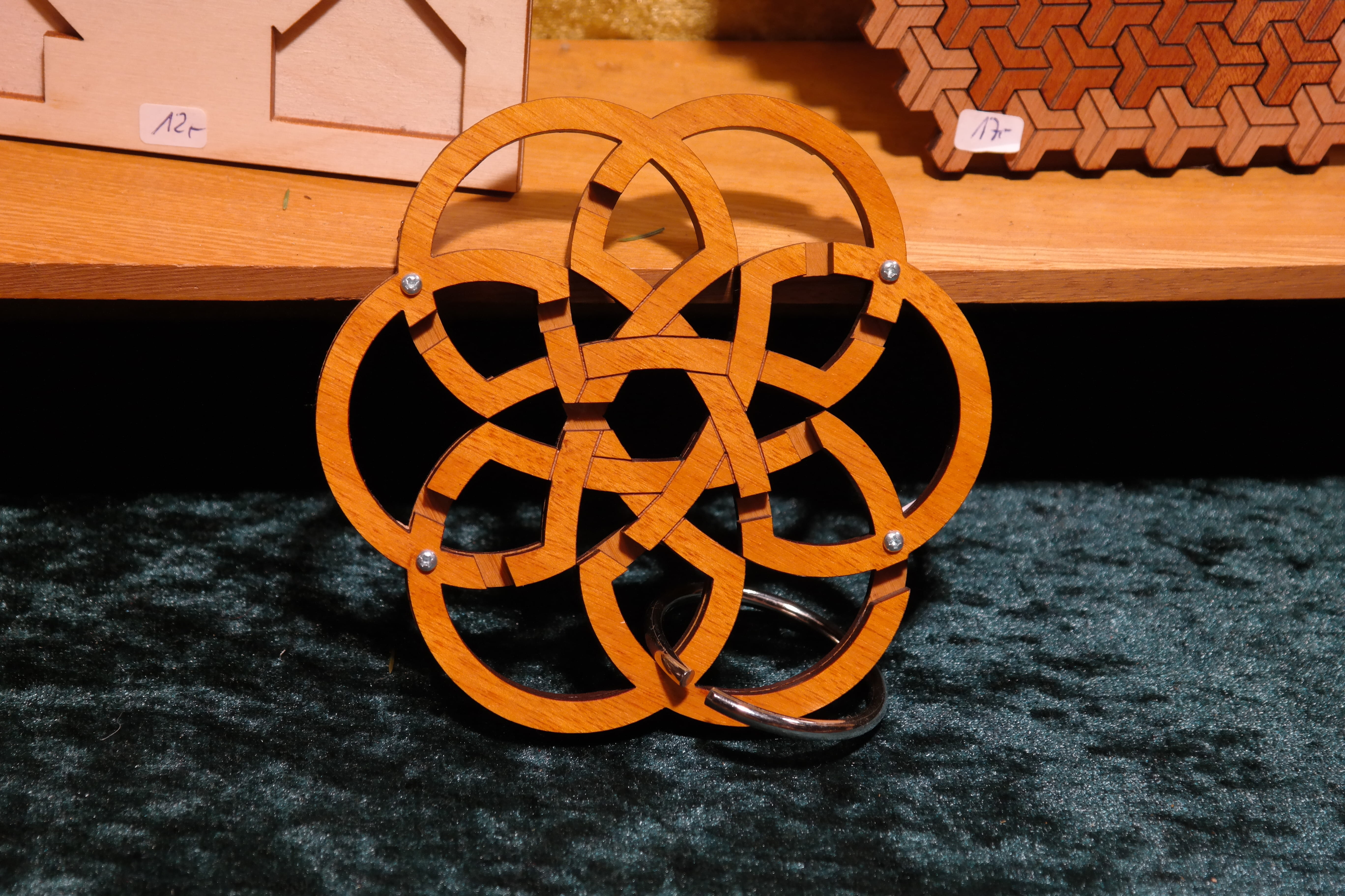 brown, still life, table, Patience, day, no people, shape, sales stand, outdoors, stand, creativity, patience games, christmas stand, wheel, Puzzle, wooden toys, HD Wallpaper