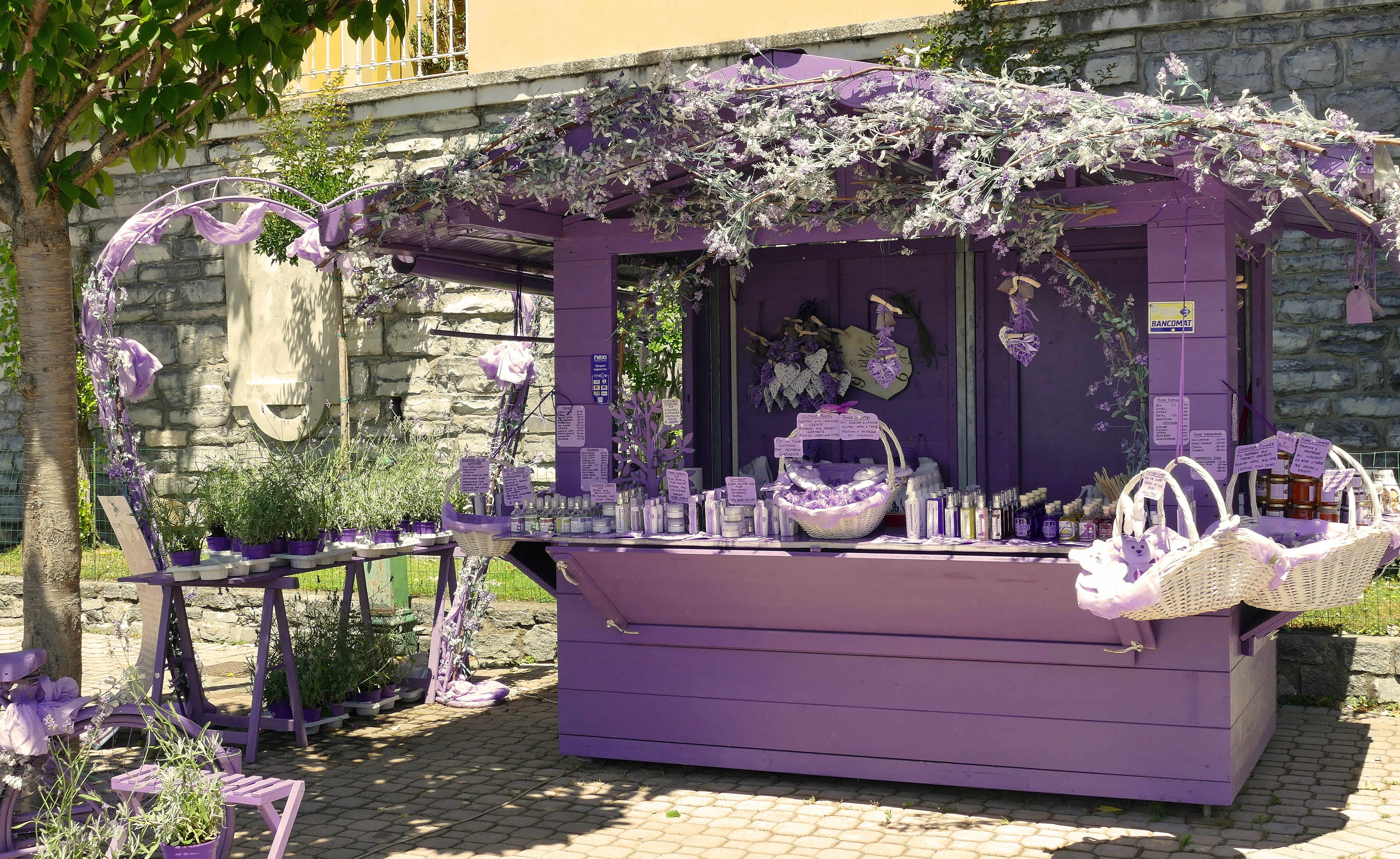 deco, advertising, day, flowering plant, lavender, italy, 4K, growth, tree, sale, outdoors, building exterior, hut, beauty in nature, scene, nature, music, HD Wallpaper