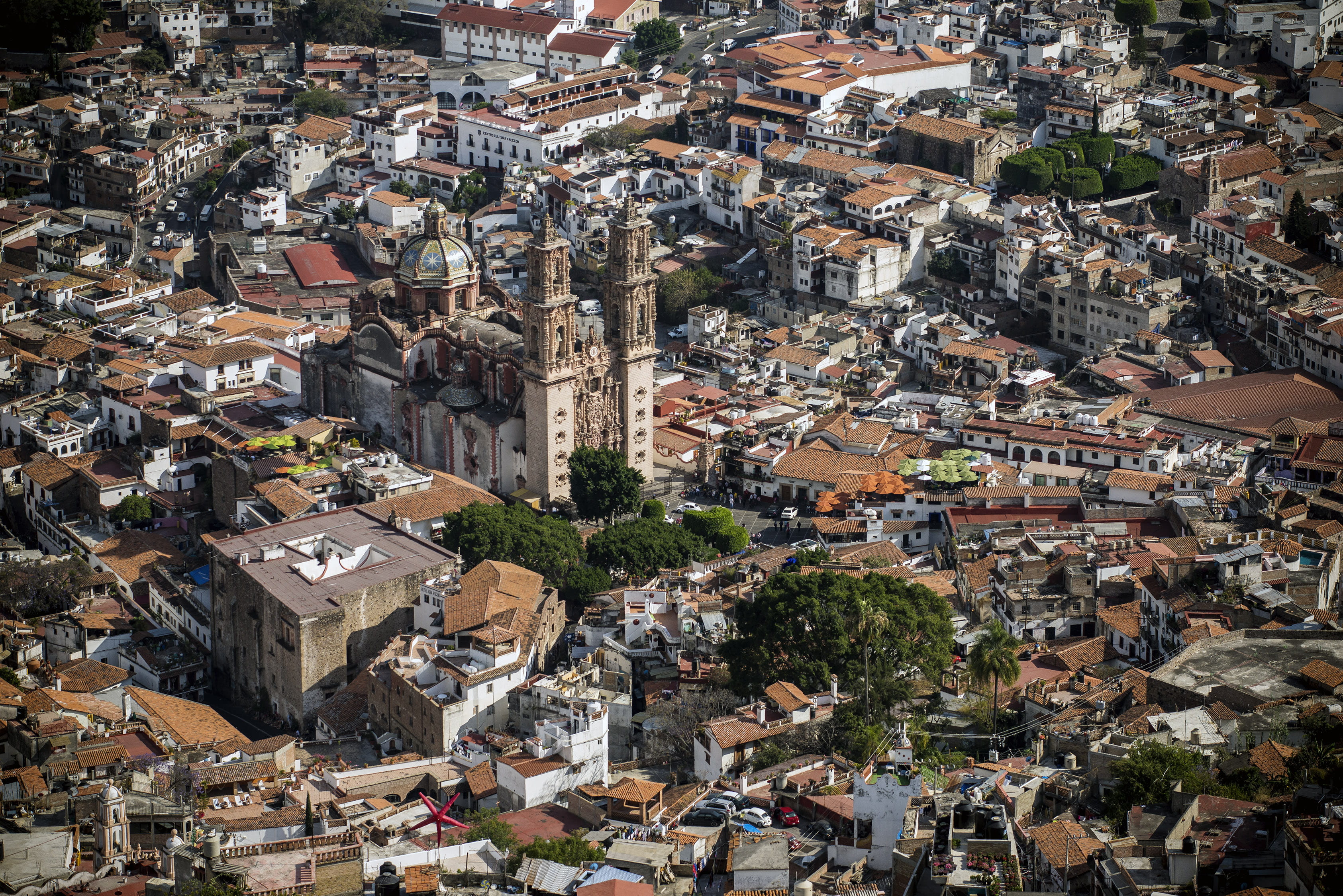 nature, built structure, drone view, church, day, crowd, townscape, full frame, tree, s, cityscape, high angle view, mexico, bird, view, architecture, sunlight, HD Wallpaper