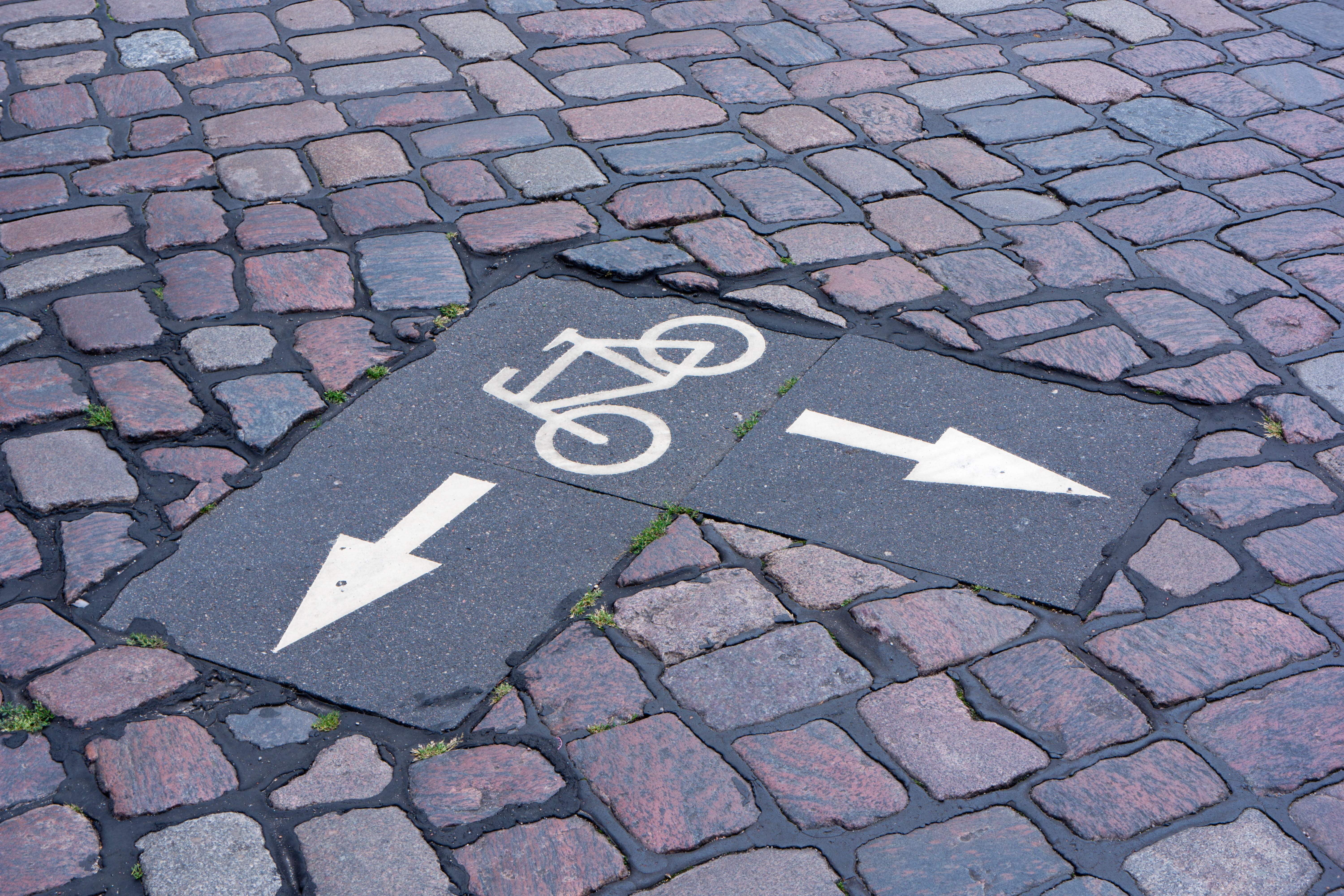 communication, information sign, city, message, stone, bicycle road, sign, note, footpath, marking, road marking, outdoors, street, arrow, paving stone, HD Wallpaper