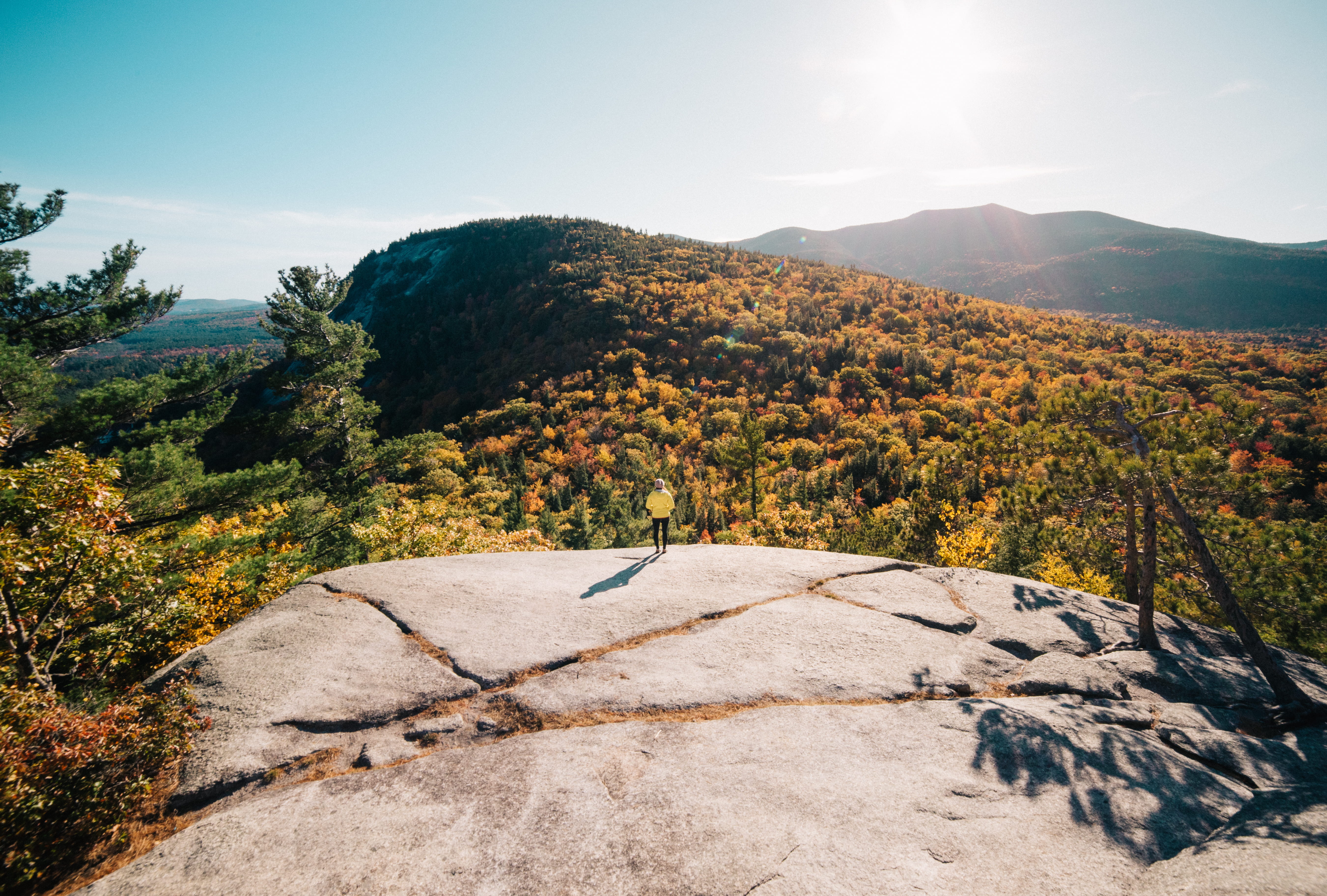 shadow, skies, leaf, daytime, mountain, wander, landscape, europe, fall, peak, 5K, clear, wanderlust, rock - Object, alone, autumn, standing, valley, new england, HD Wallpaper