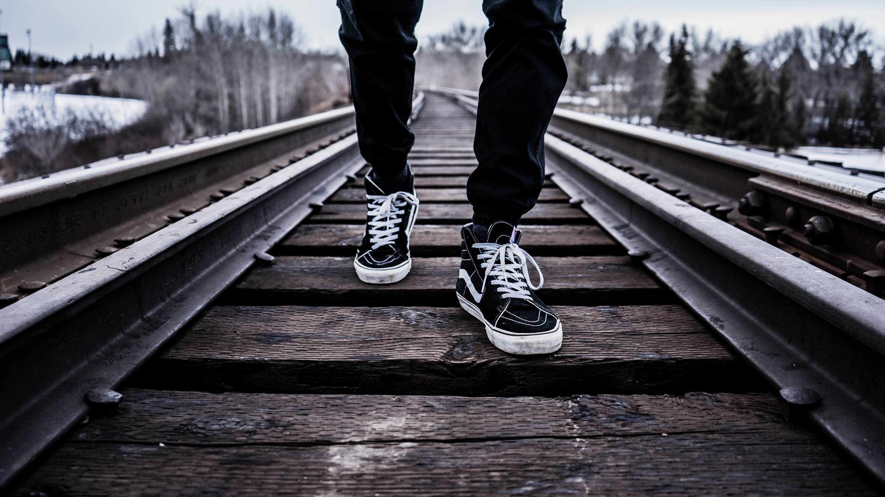 railroad, walking, walk, journey, shoes, 2K, tracks, HD Wallpaper