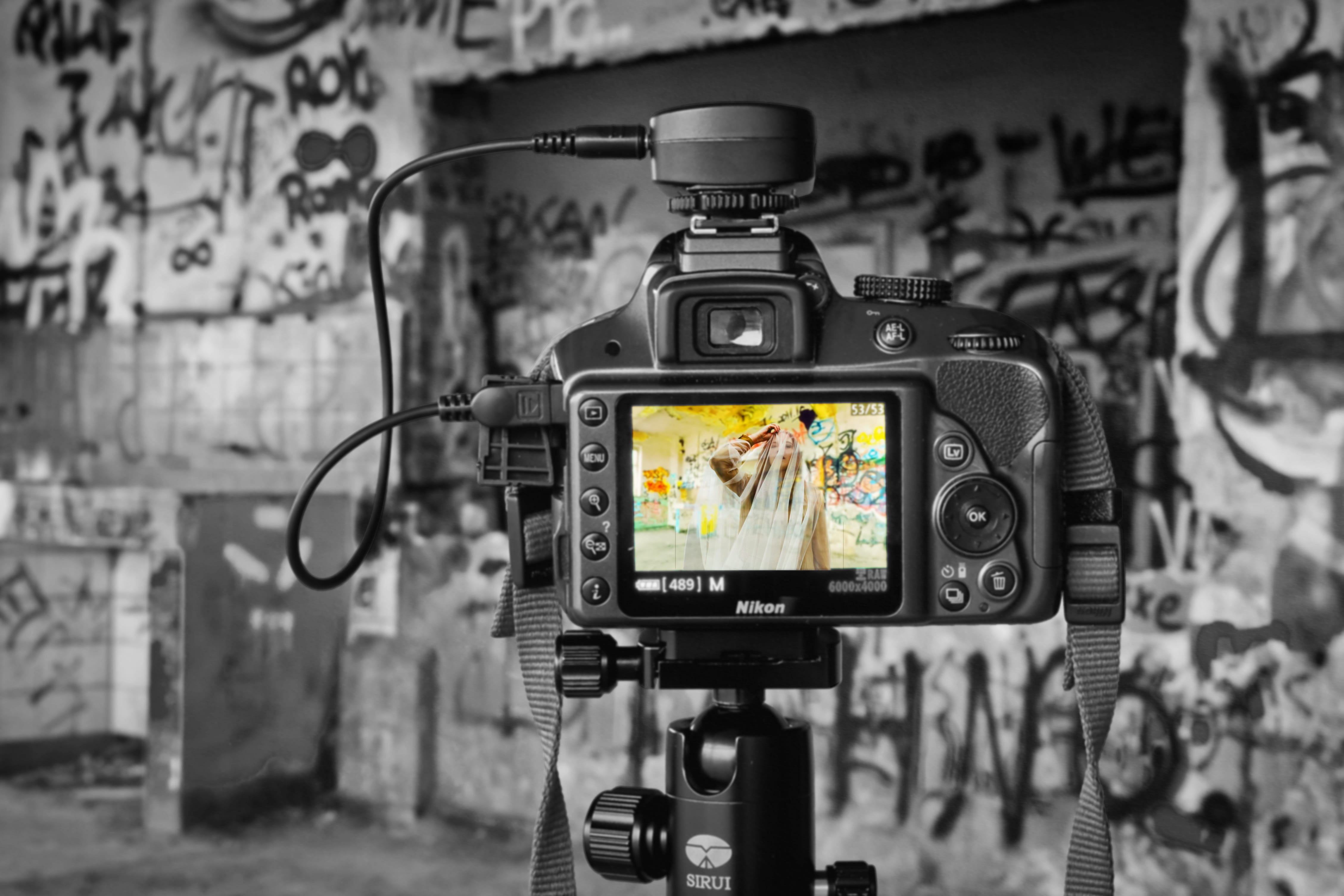 architecture, camera - photographic equipment, ruin, photographic equipment, man made, lens - optical instrument, graffiti, man made object, lens - eye, HD Wallpaper