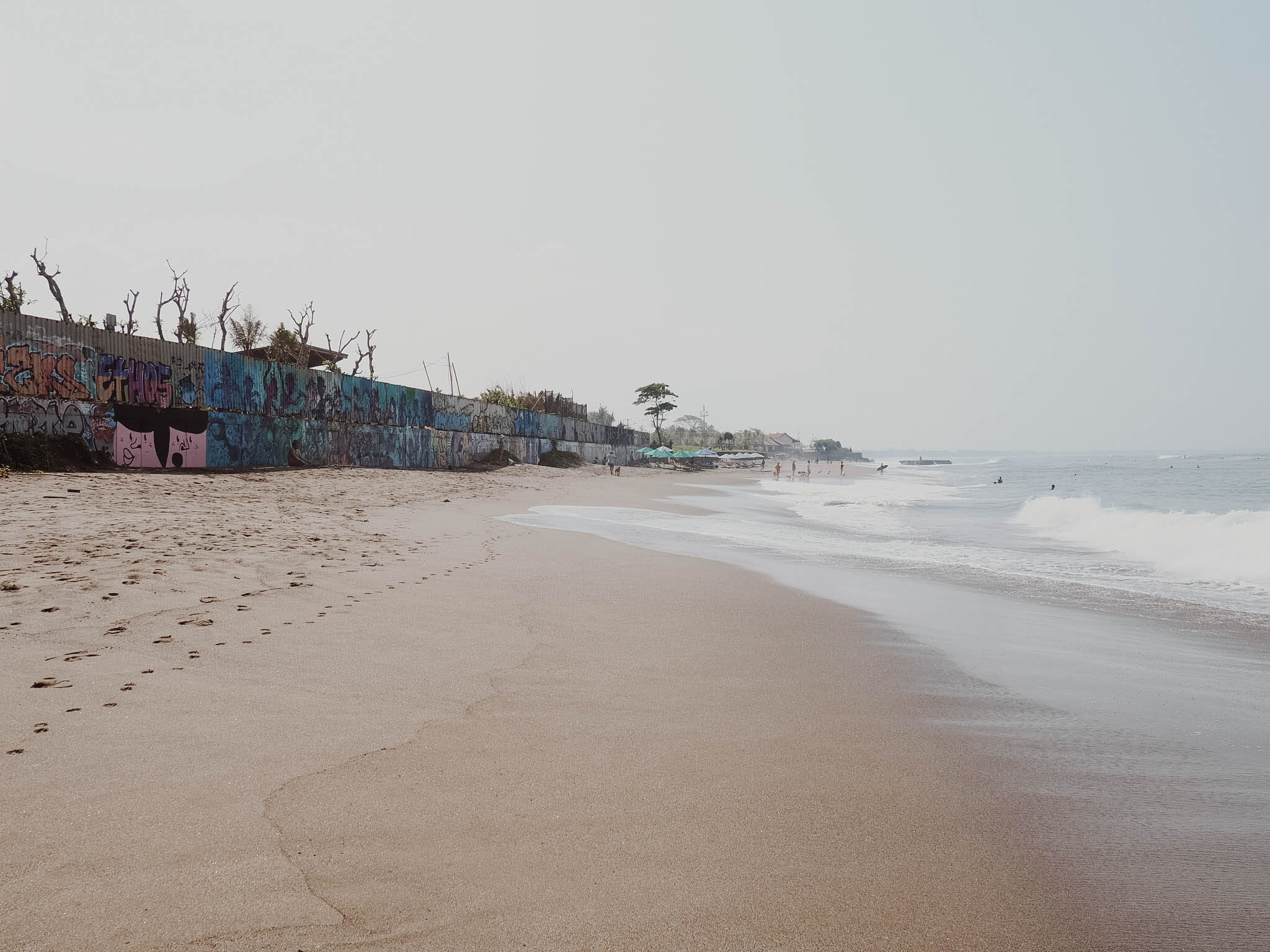 beach, canngu, beauty in nature, built structure, echo beach, surf, water, sand, outdoors, waves, 1080P, jalan echo beach, architecture, nature, clear sky, HD Wallpaper