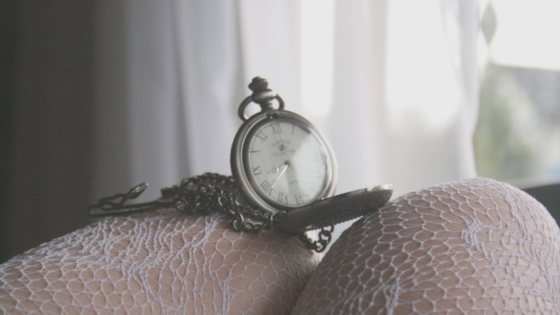 tights, day, 1080P, bed, classic, string, instrument of time, roman numerals, adult, watch, alarm Clock, floral pattern, old-fashioned, hand, focus on foreground, HD Wallpaper