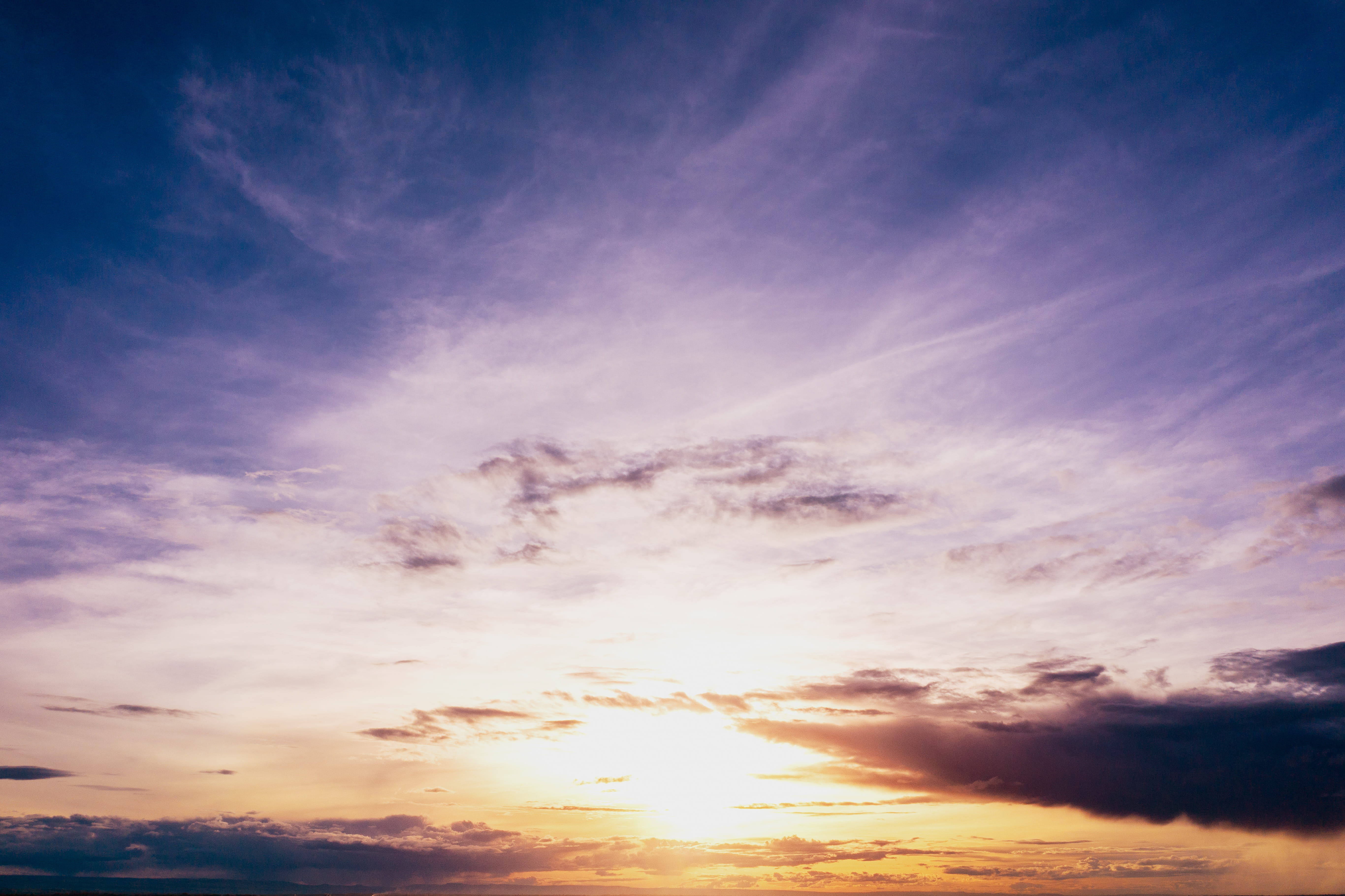 cloud - sky, colorful, flare, tranquil scene, brightly lit, dramatic sky, dusk, meteorology, cloudscape, red sky, bright, idyllic, skyline, sunbeam, tranquility, HD Wallpaper