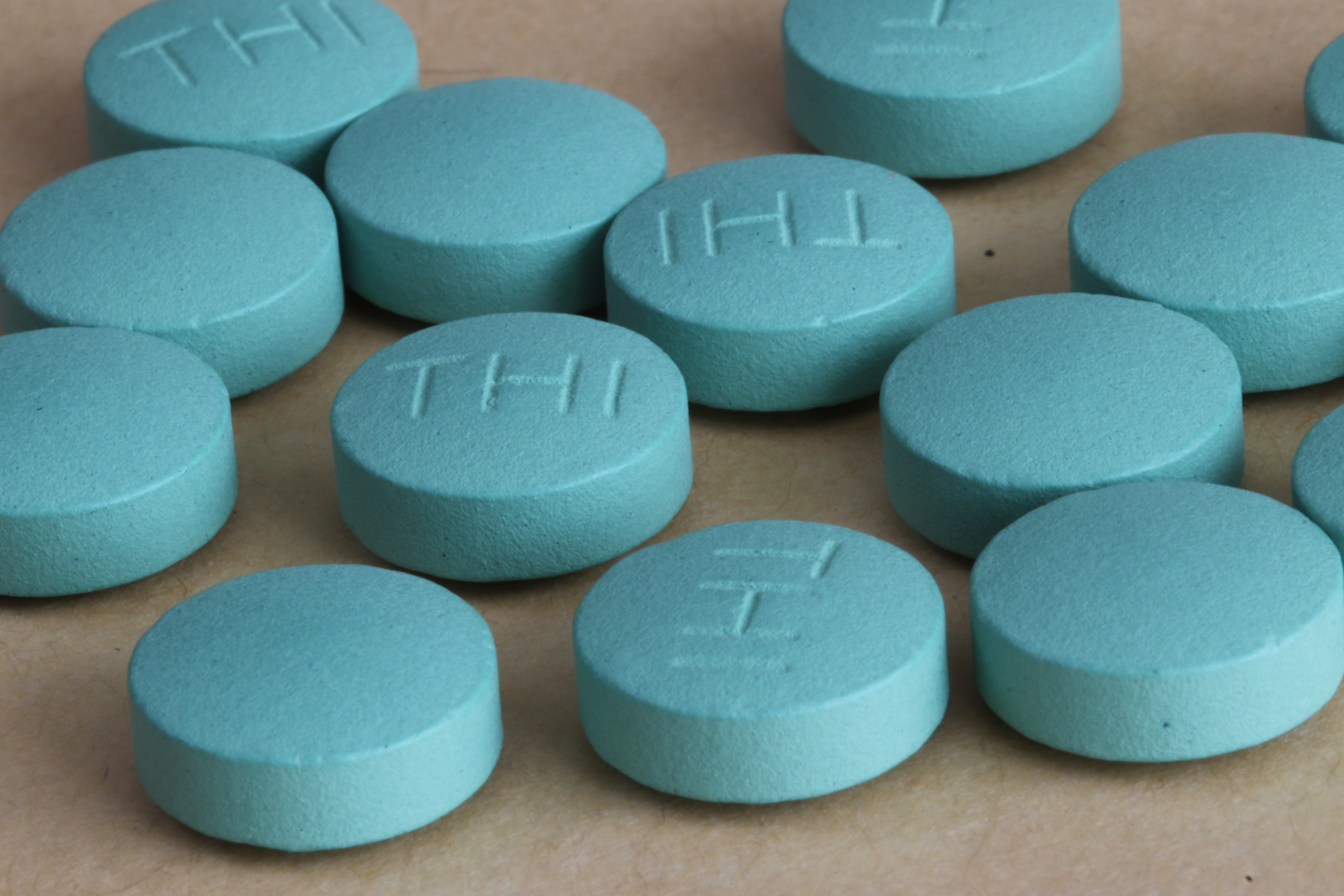 5K, dose, about, wellbeing, care, dieting, drug, prescription, narcotic, health, treatment, medicines, healthy lifestyle, healthcare and medicine, pill, HD Wallpaper
